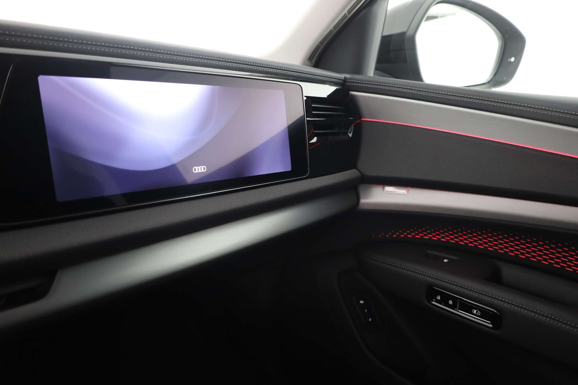 AUDI Q7, photo 16 sur 17