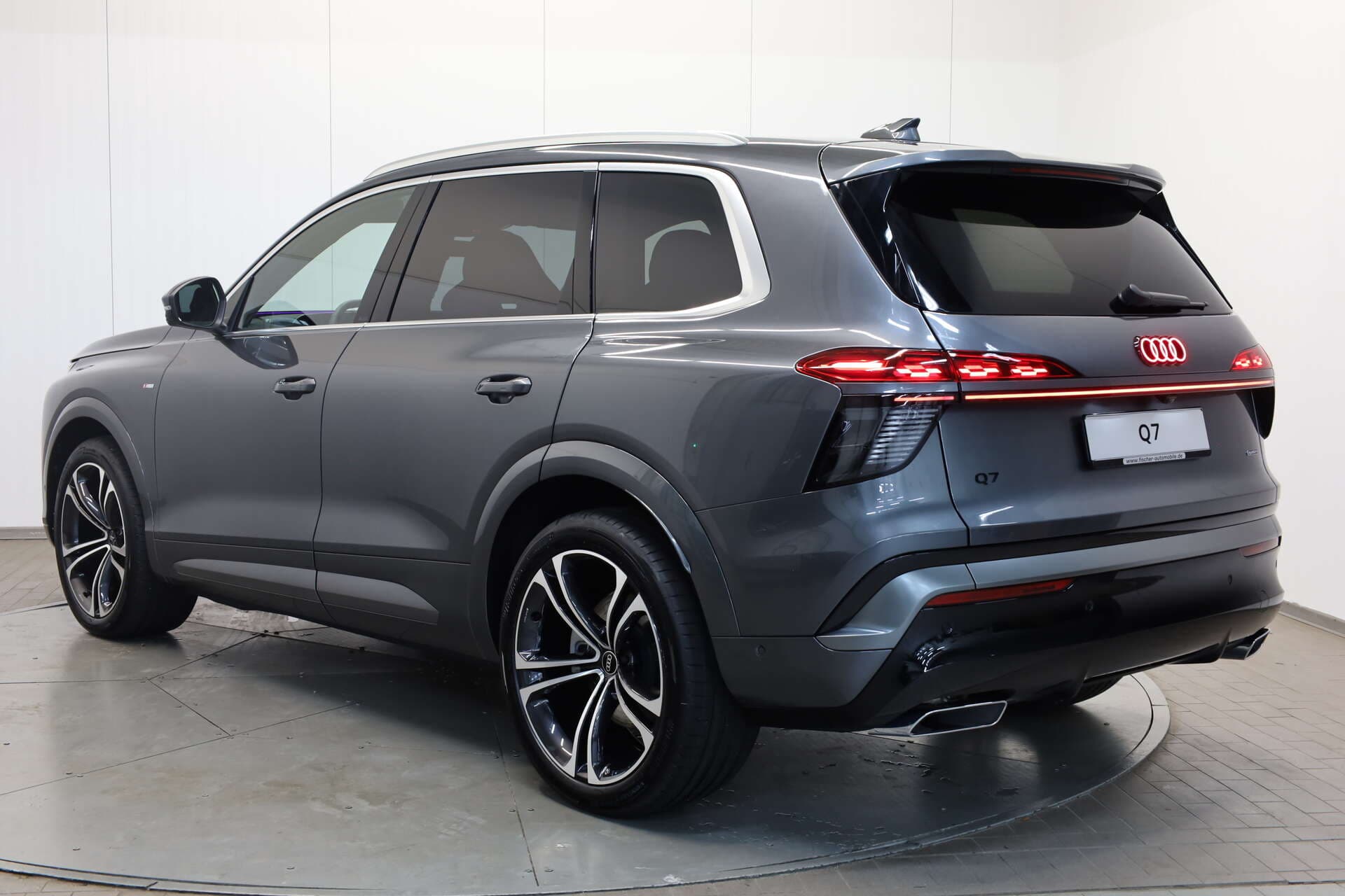 AUDI Q7, photo 3 sur 17