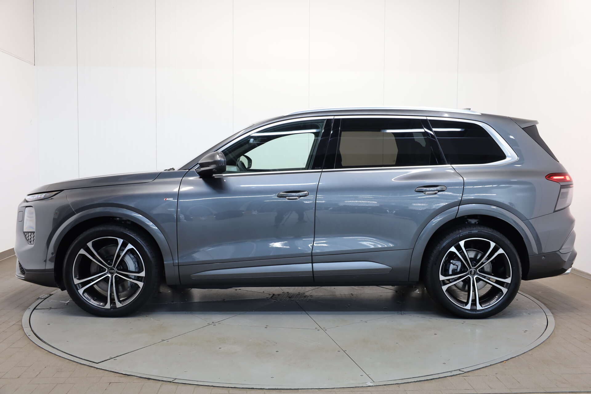 AUDI Q7, photo 4 sur 17