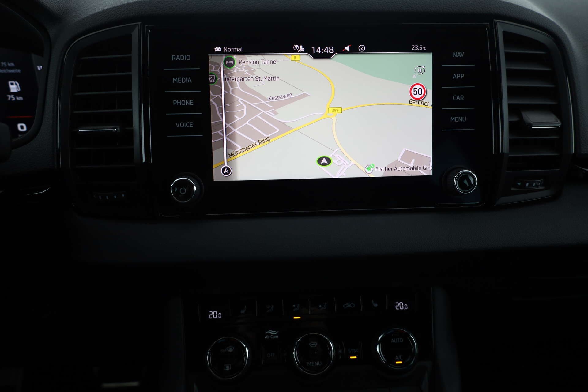 SKODA Karoq, photo 15 sur 16