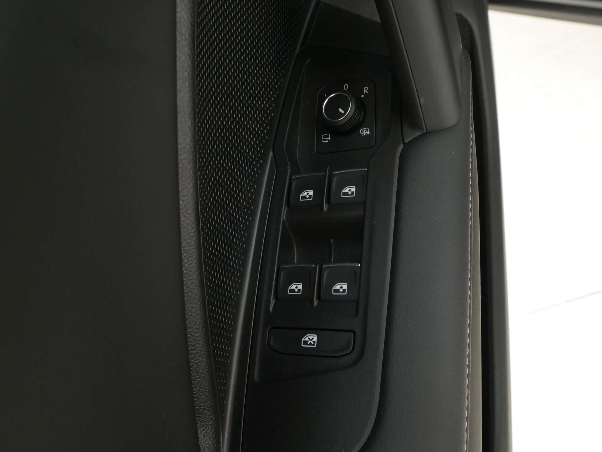 VOLKSWAGEN Tiguan, photo 15 sur 17