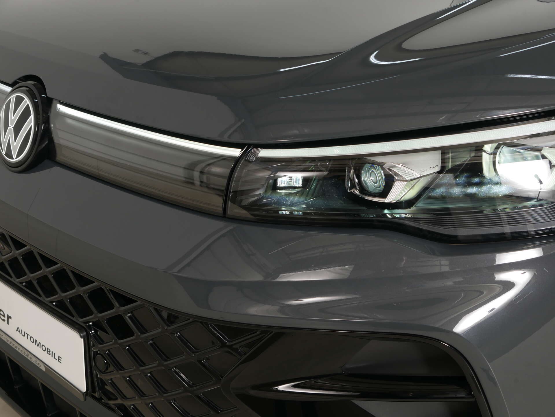 VOLKSWAGEN Tiguan, photo 2 sur 17