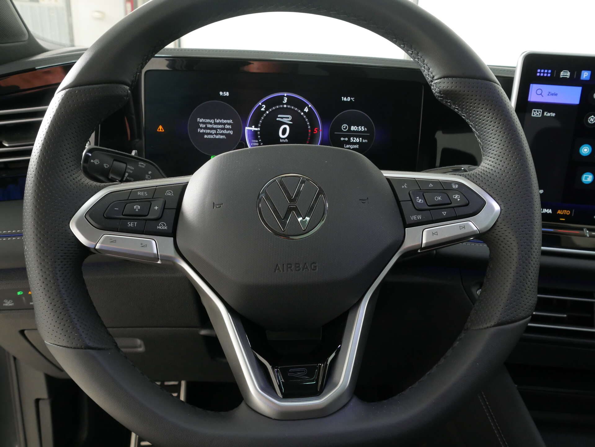 VOLKSWAGEN Tiguan, photo 8 sur 17
