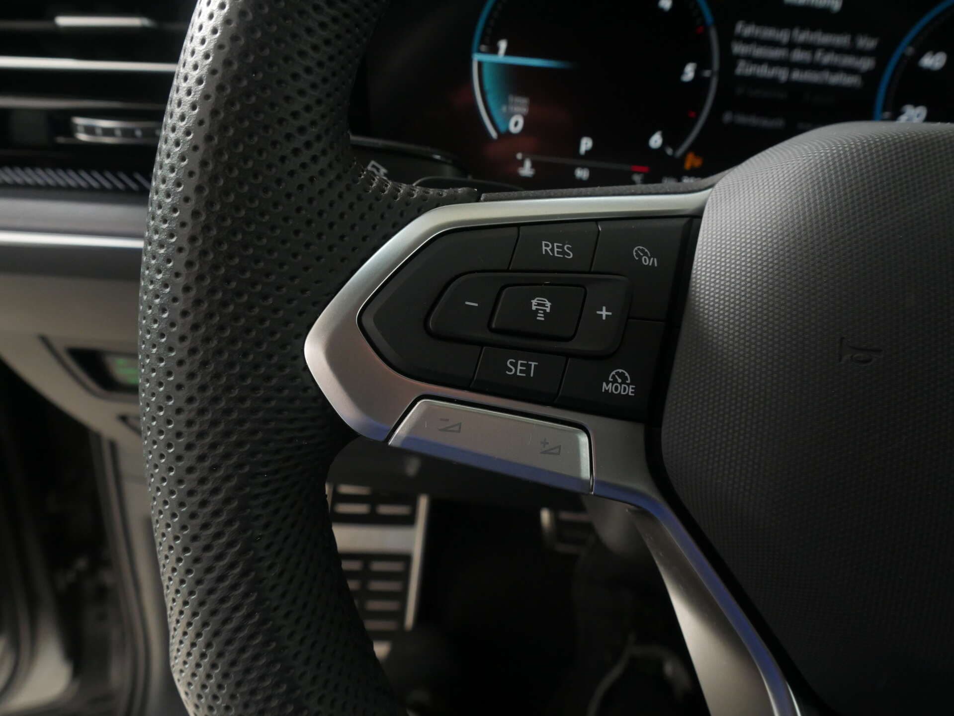 VOLKSWAGEN Touareg, photo 12 sur 17