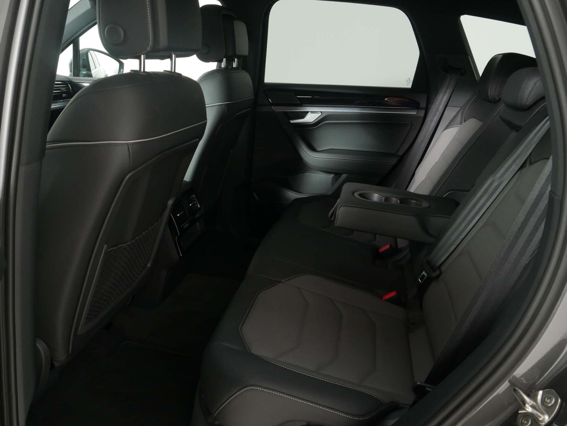 VOLKSWAGEN Touareg, photo 14 sur 17