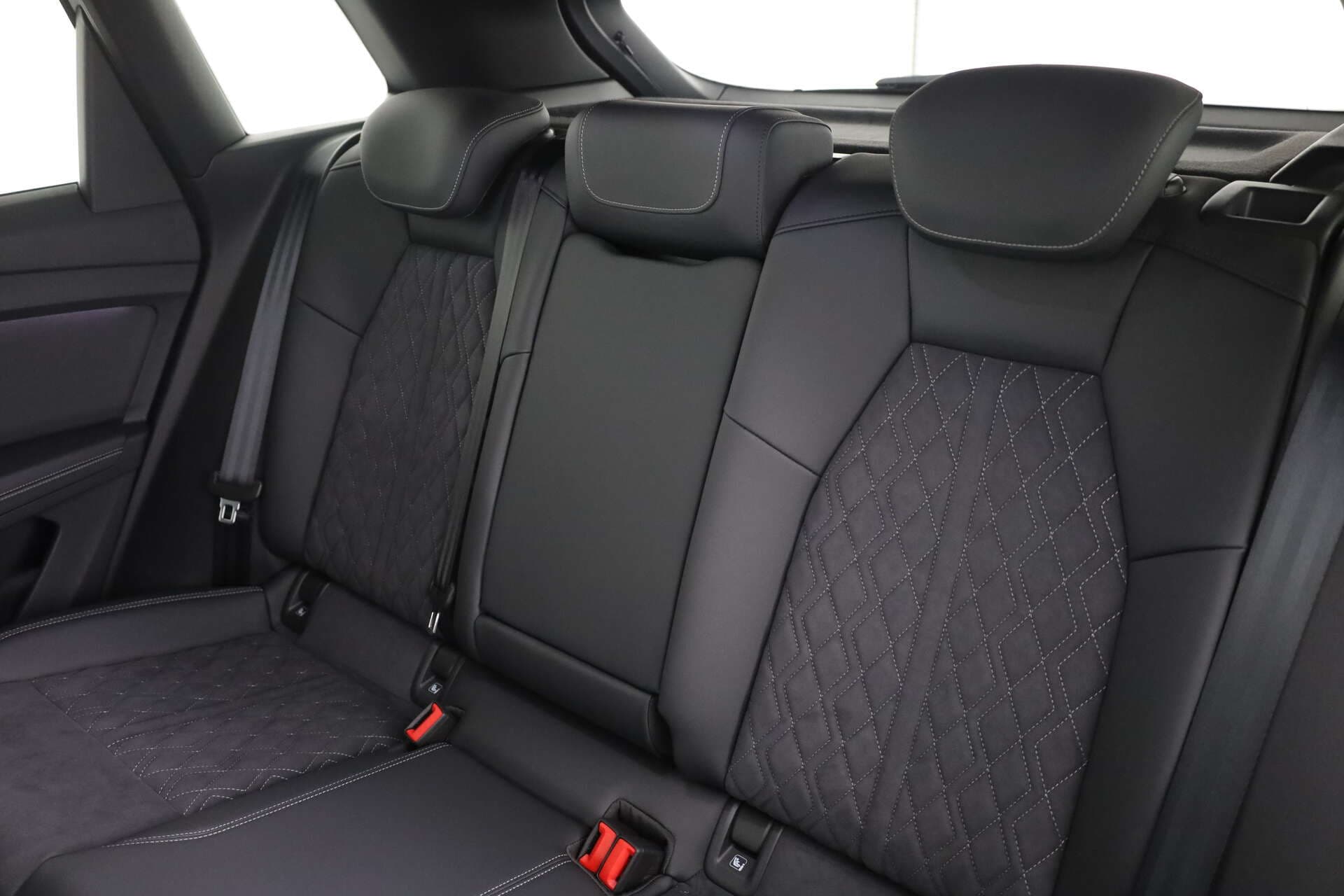 AUDI Q4 e-tron, photo 10 sur 16