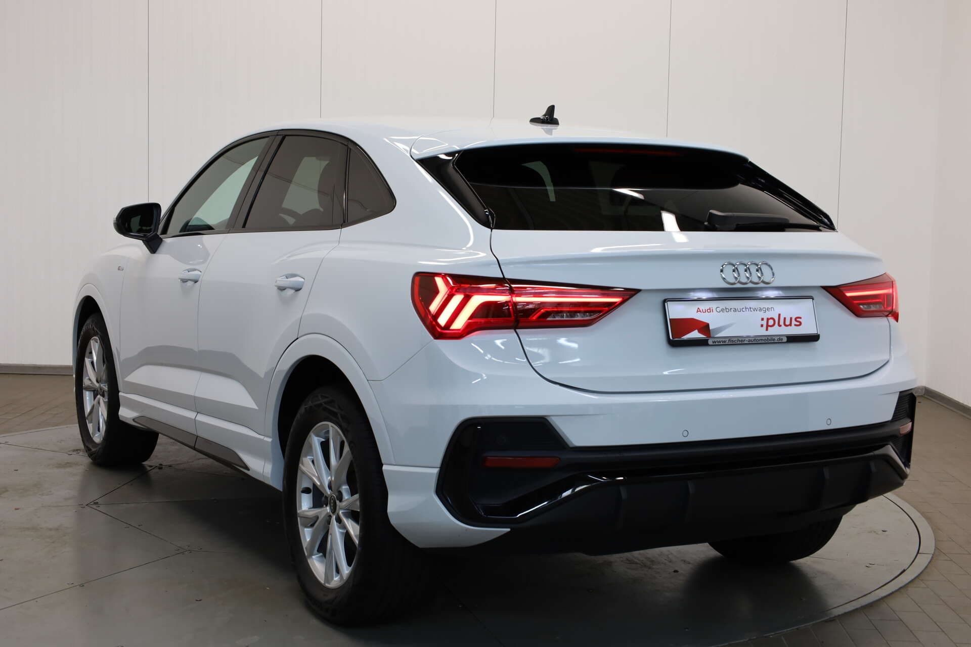 AUDI Q3 Sportback, photo 3 sur 17