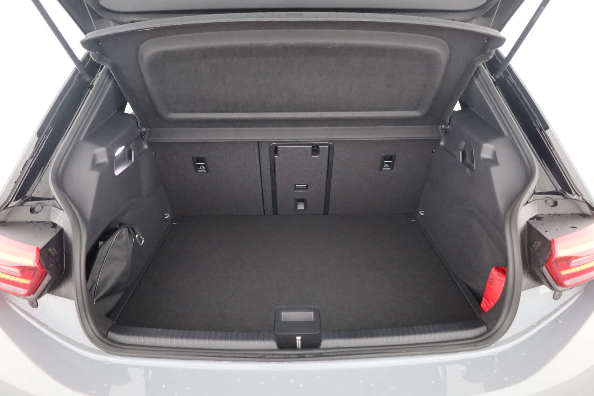 VOLKSWAGEN ID.3, photo 11 sur 17