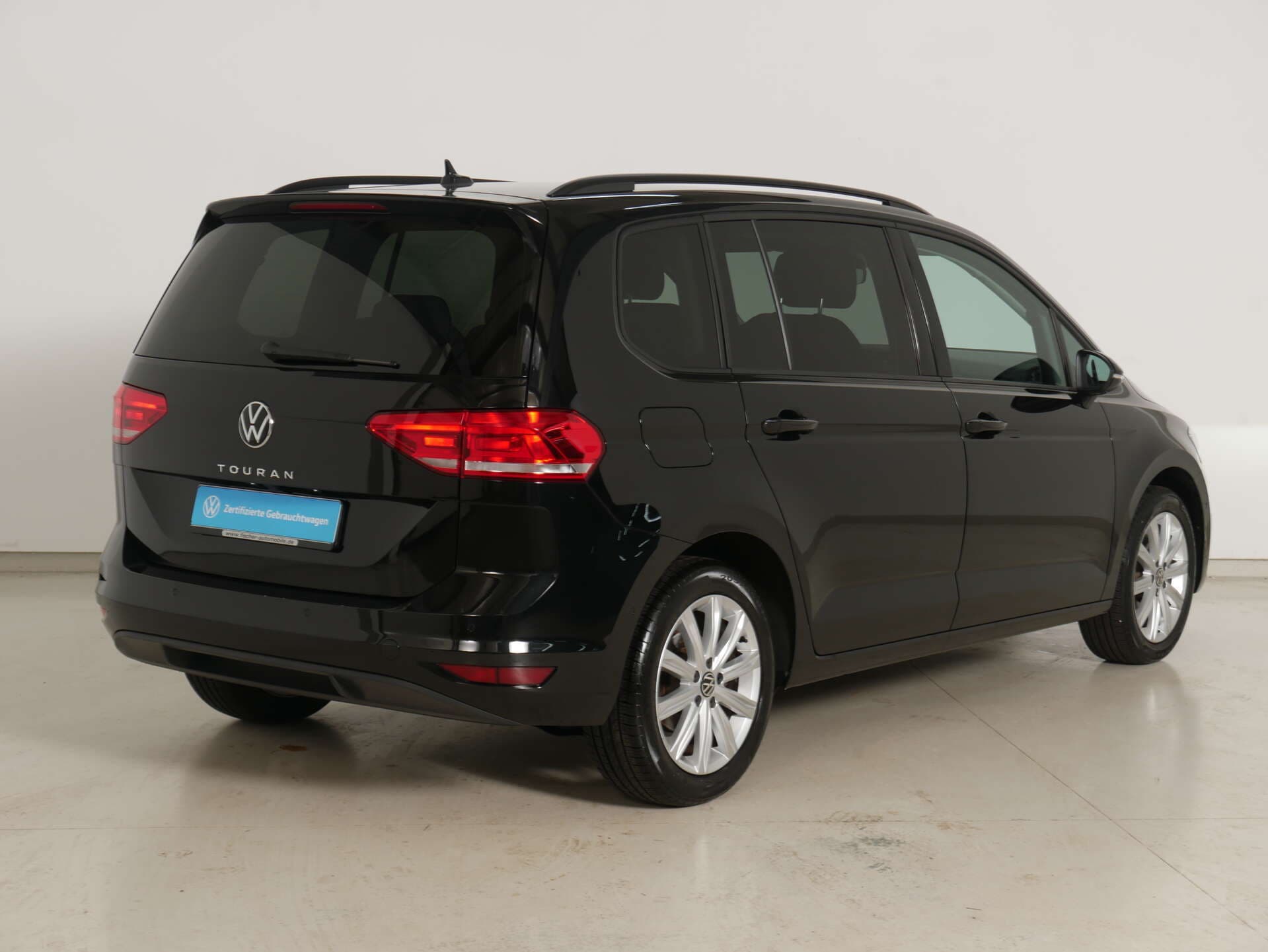 VOLKSWAGEN Touran, photo 9 sur 17