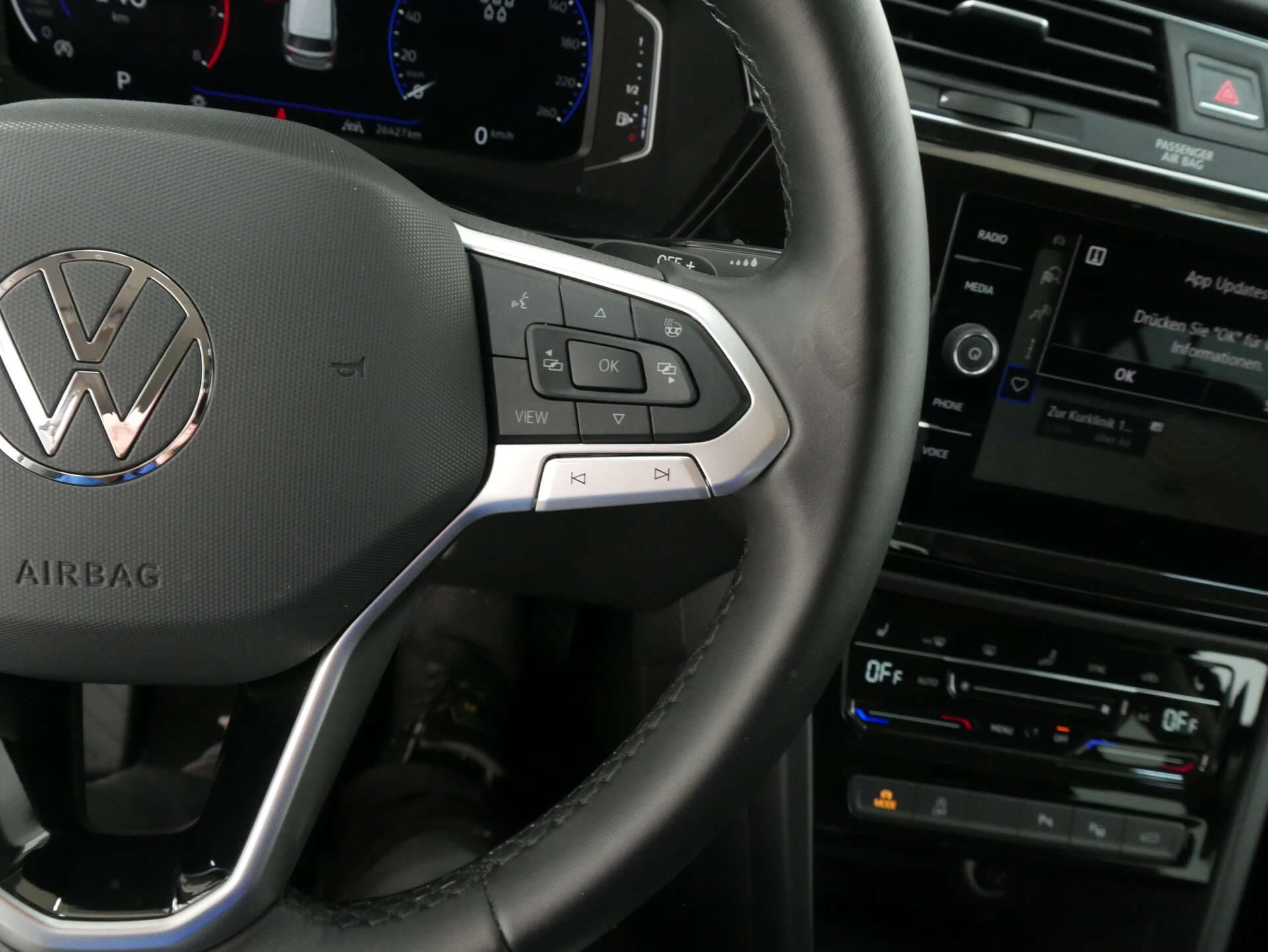 VOLKSWAGEN Touran, photo 13 sur 17