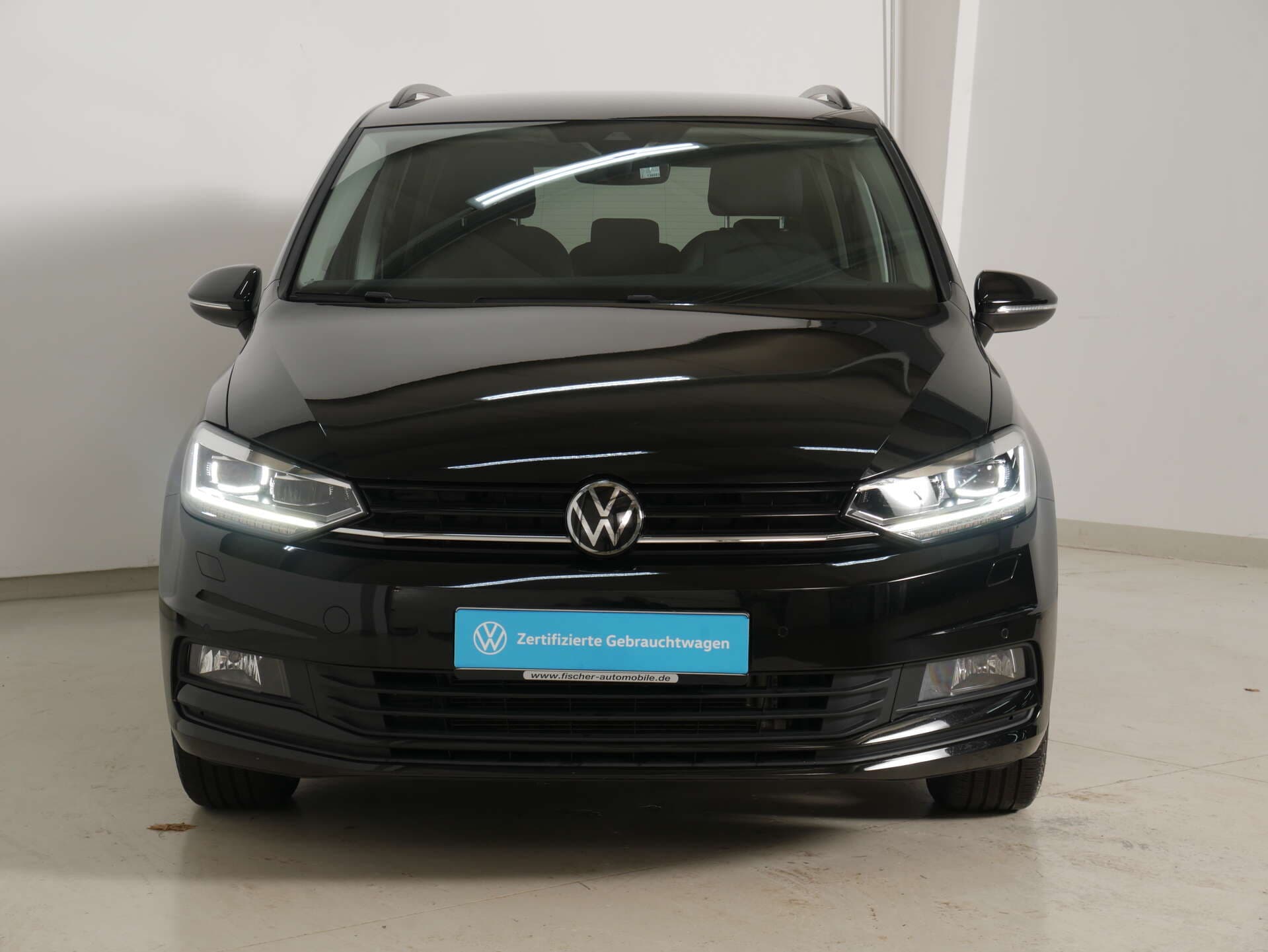 VOLKSWAGEN Touran, photo 2 sur 17
