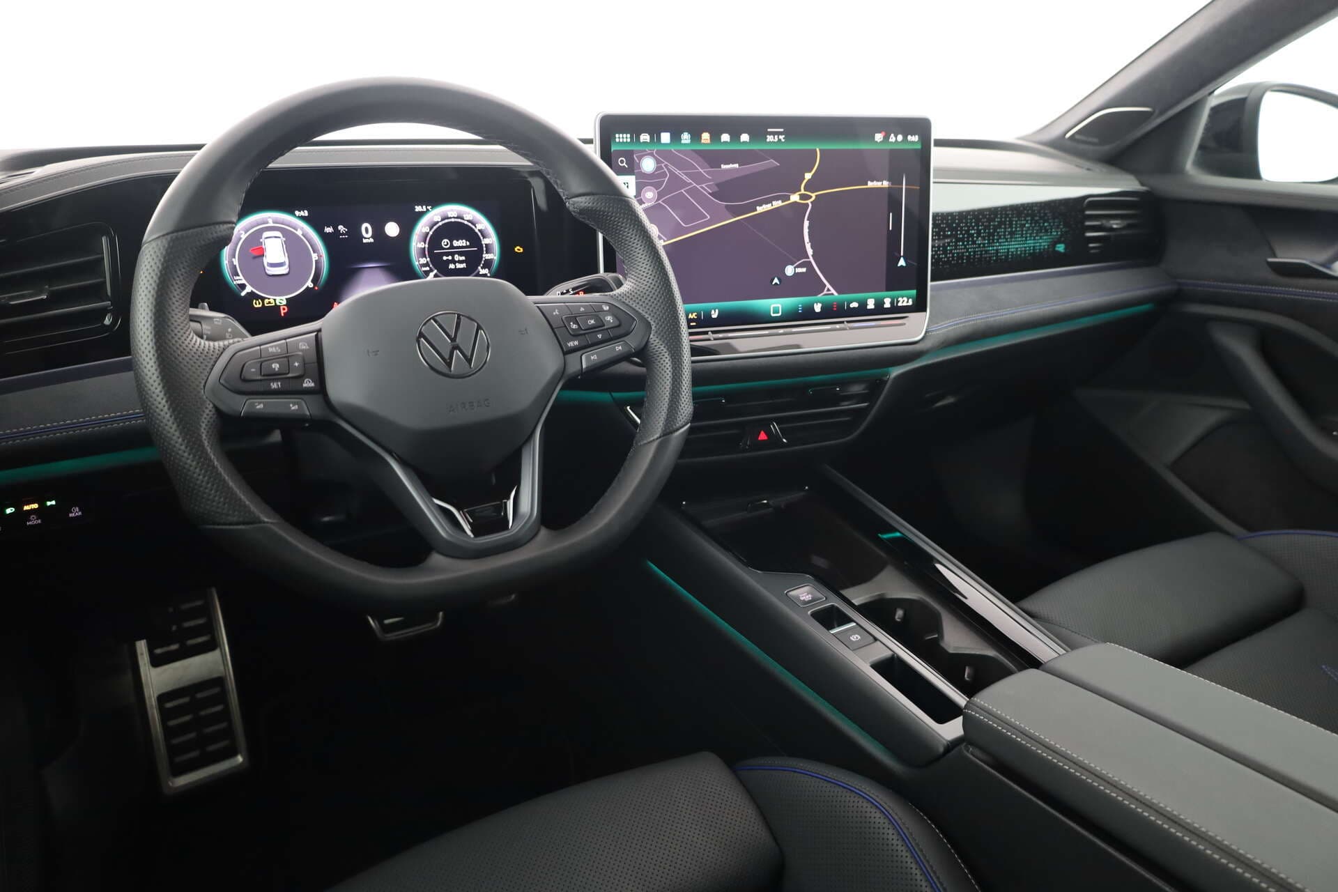 VOLKSWAGEN Passat, photo 9 sur 17