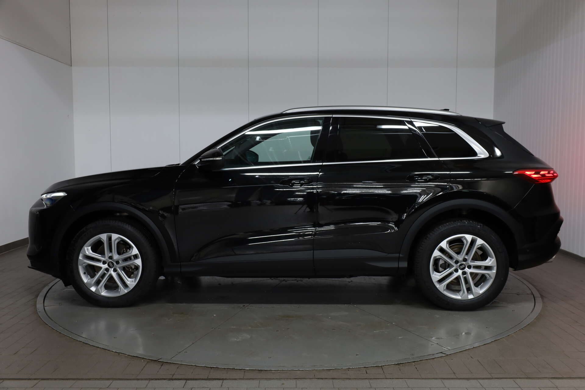 AUDI Q5, photo 4 sur 17