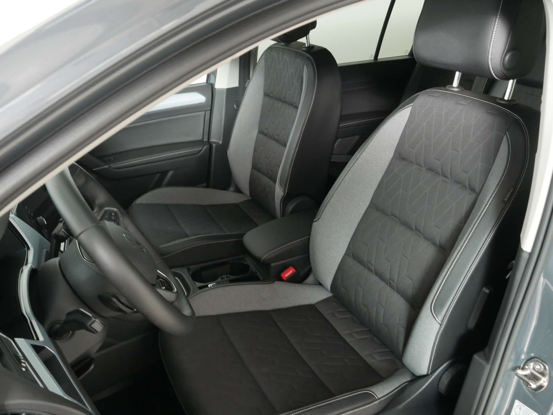 VOLKSWAGEN Touran, photo 13 sur 17