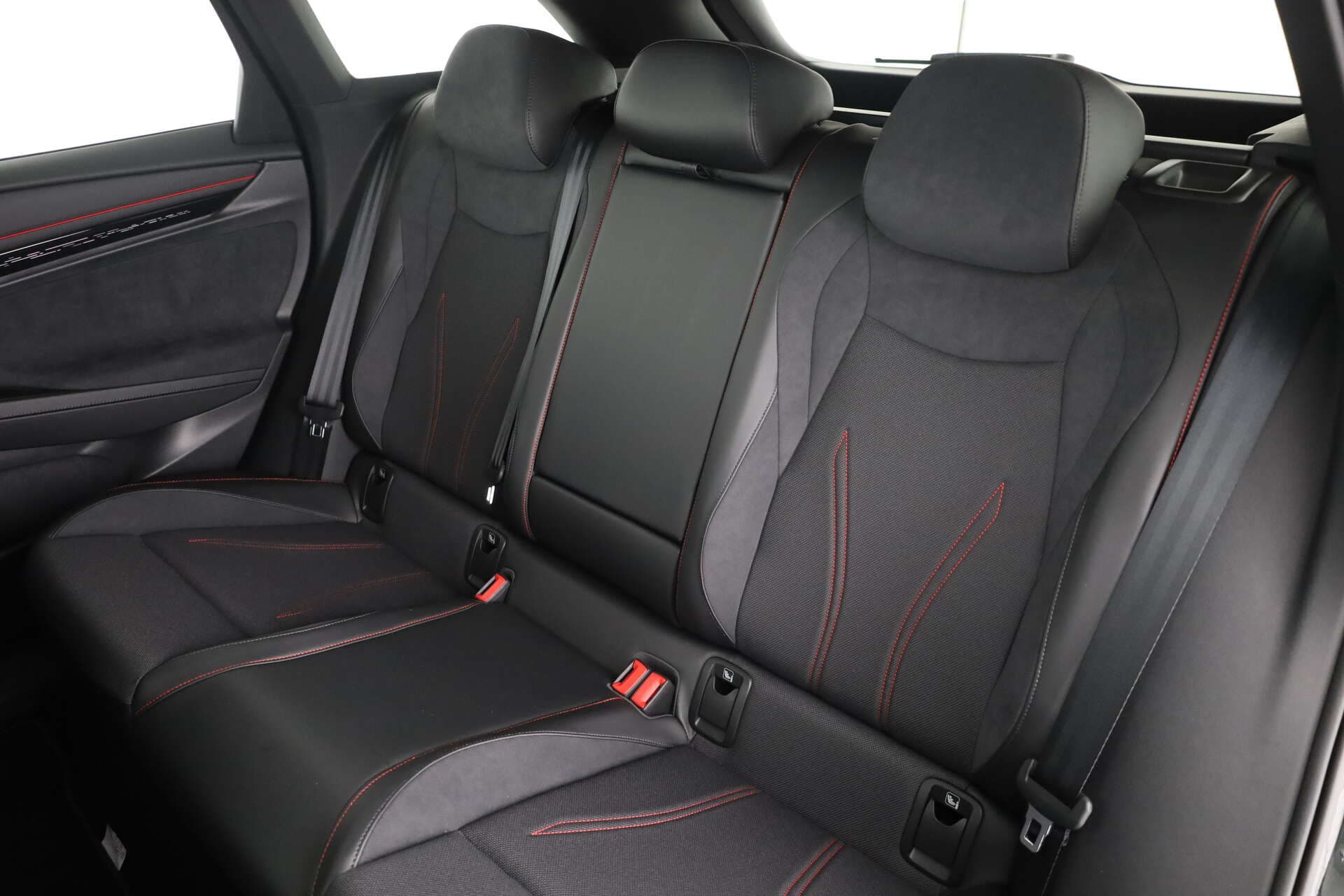 VOLKSWAGEN ID.7 Tourer, photo 12 sur 17