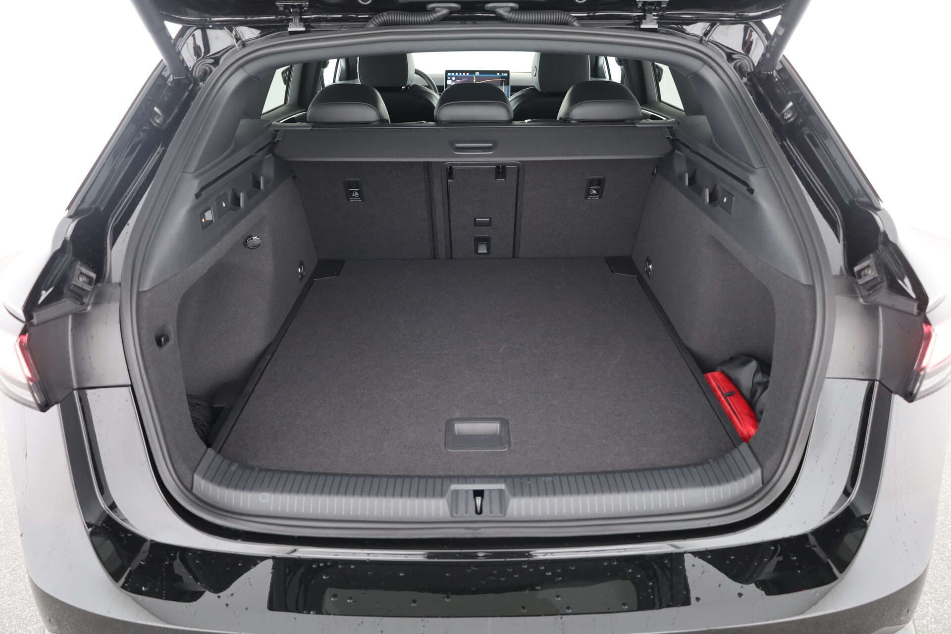 VOLKSWAGEN ID.7 Tourer, photo 13 sur 17