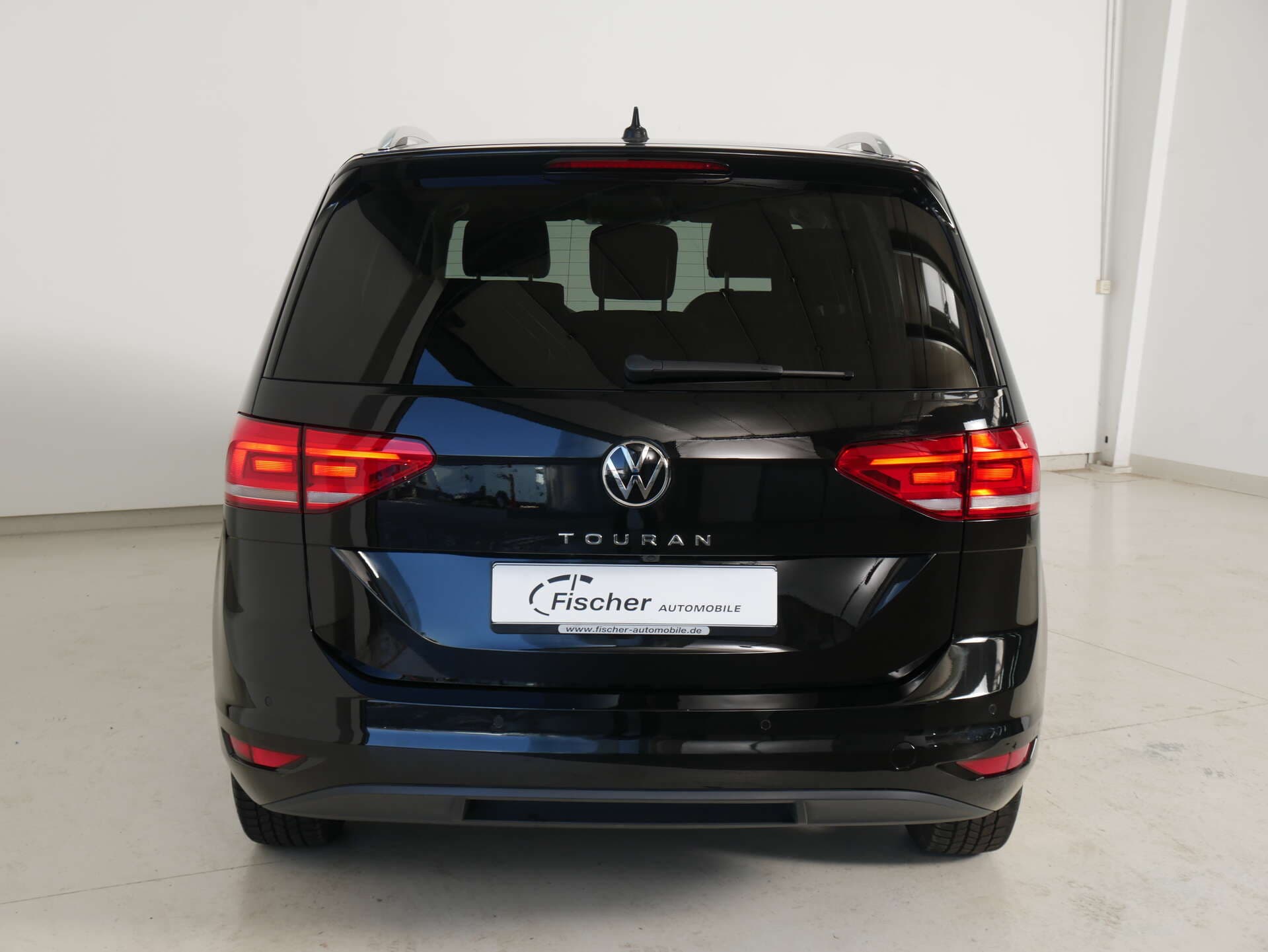 VOLKSWAGEN Touran, photo 4 sur 17