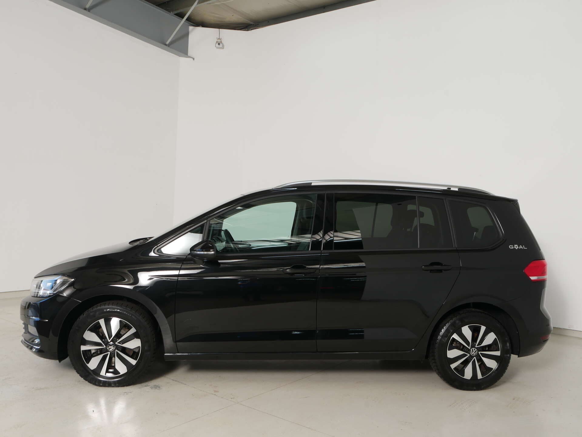 VOLKSWAGEN Touran, photo 5 sur 17