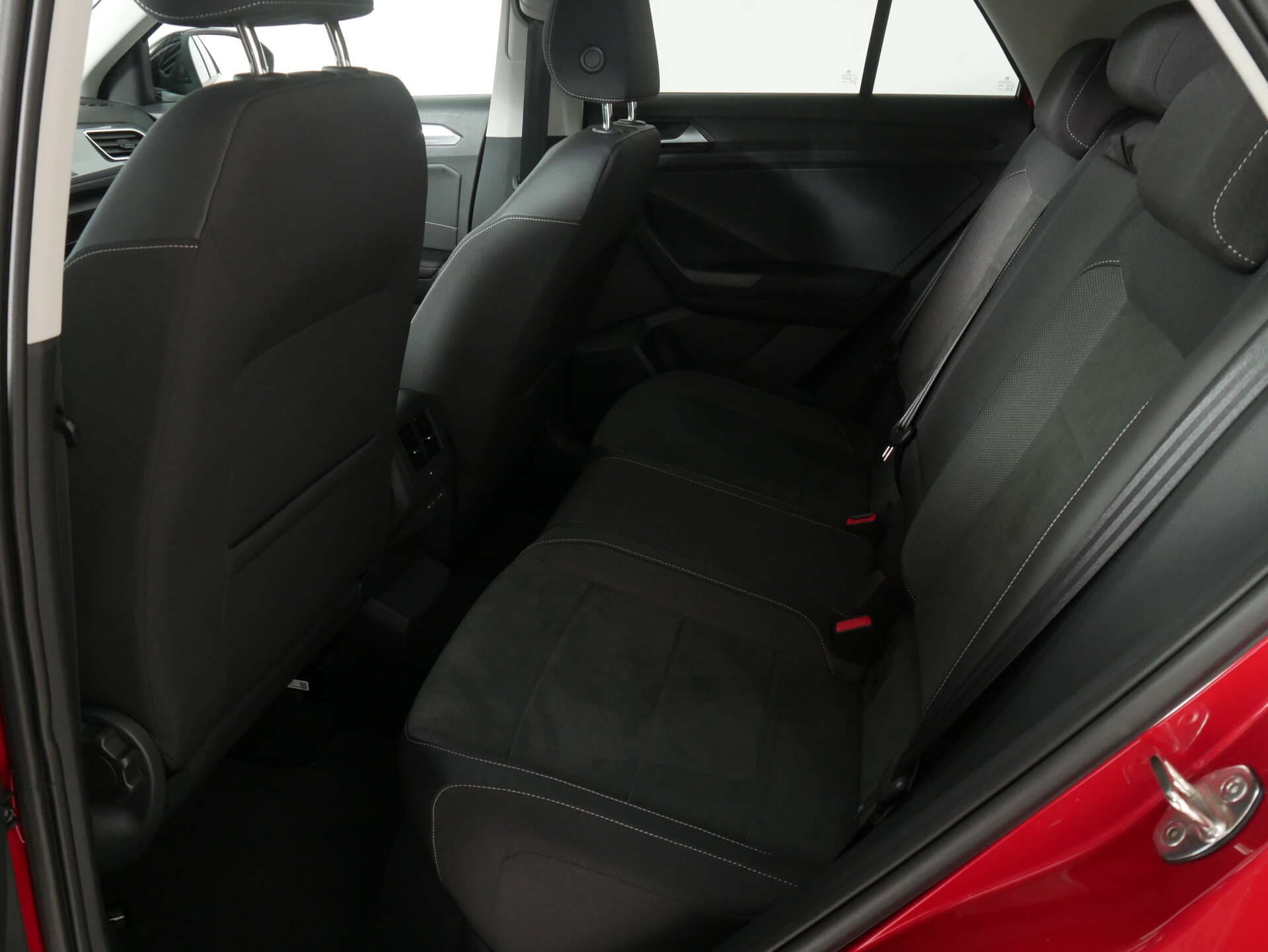 VOLKSWAGEN T-Roc, photo 16 sur 17