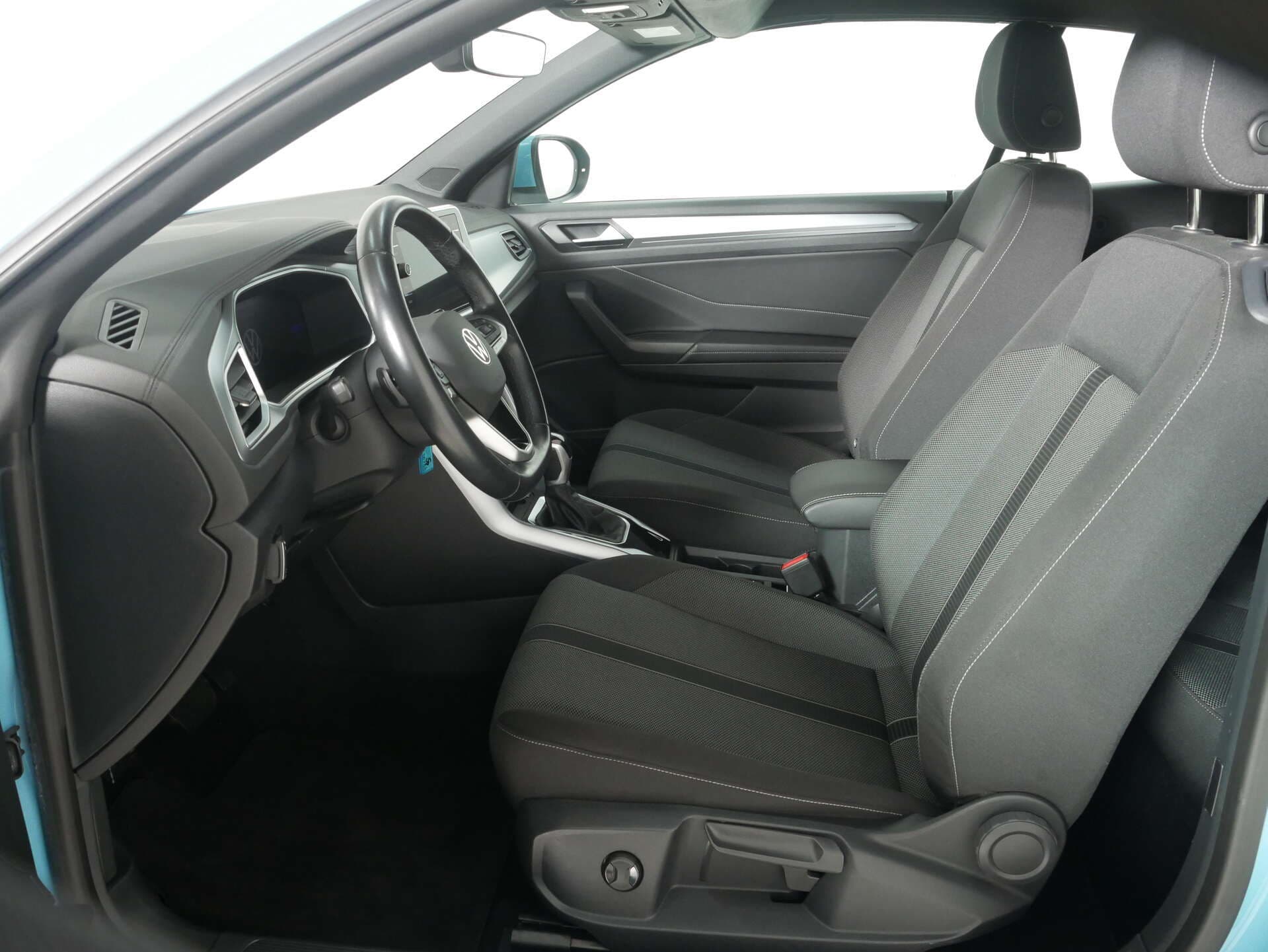 VOLKSWAGEN T-Roc Cabriolet, photo 13 sur 17