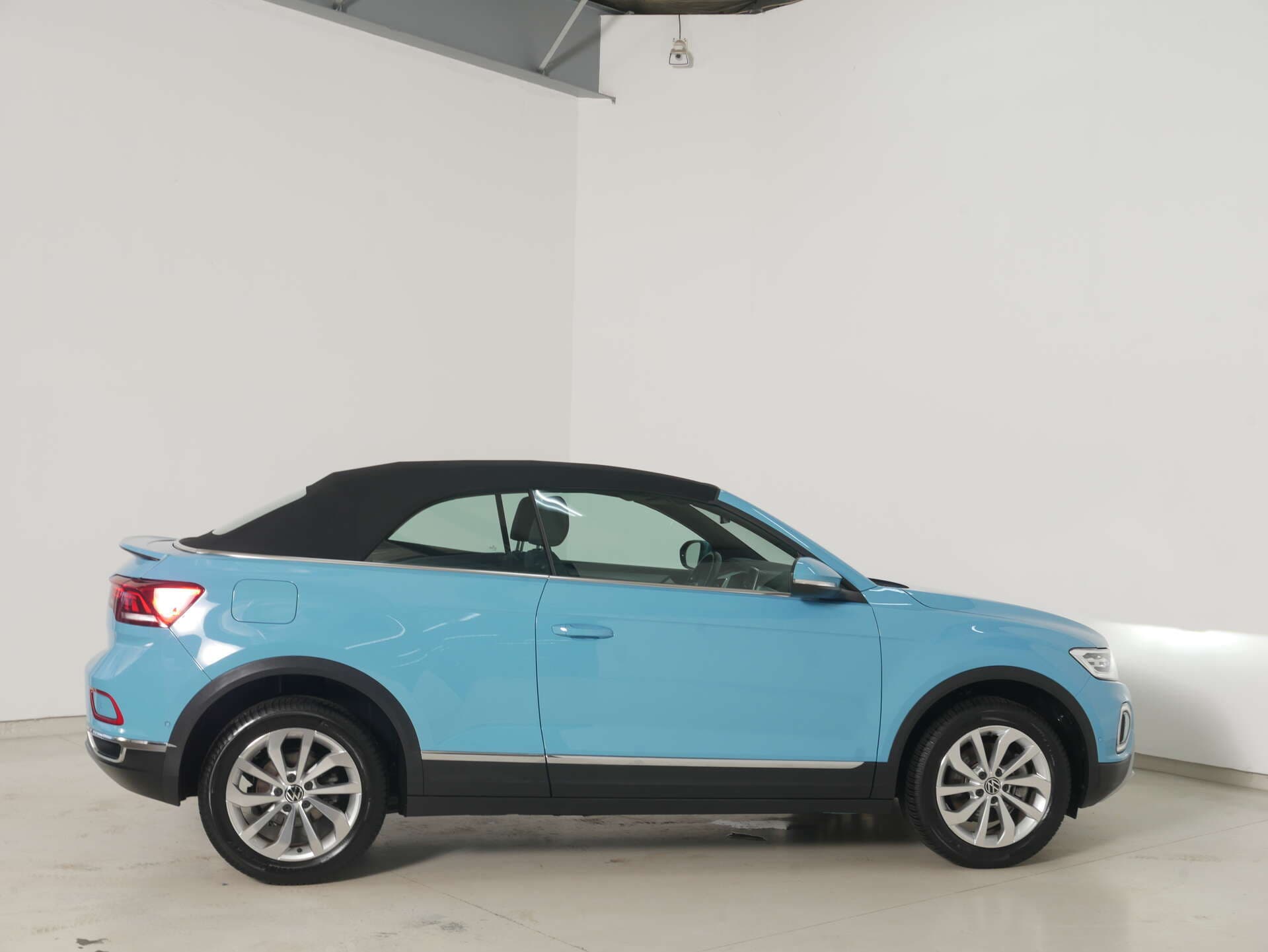 VOLKSWAGEN T-Roc Cabriolet, photo 3 sur 17