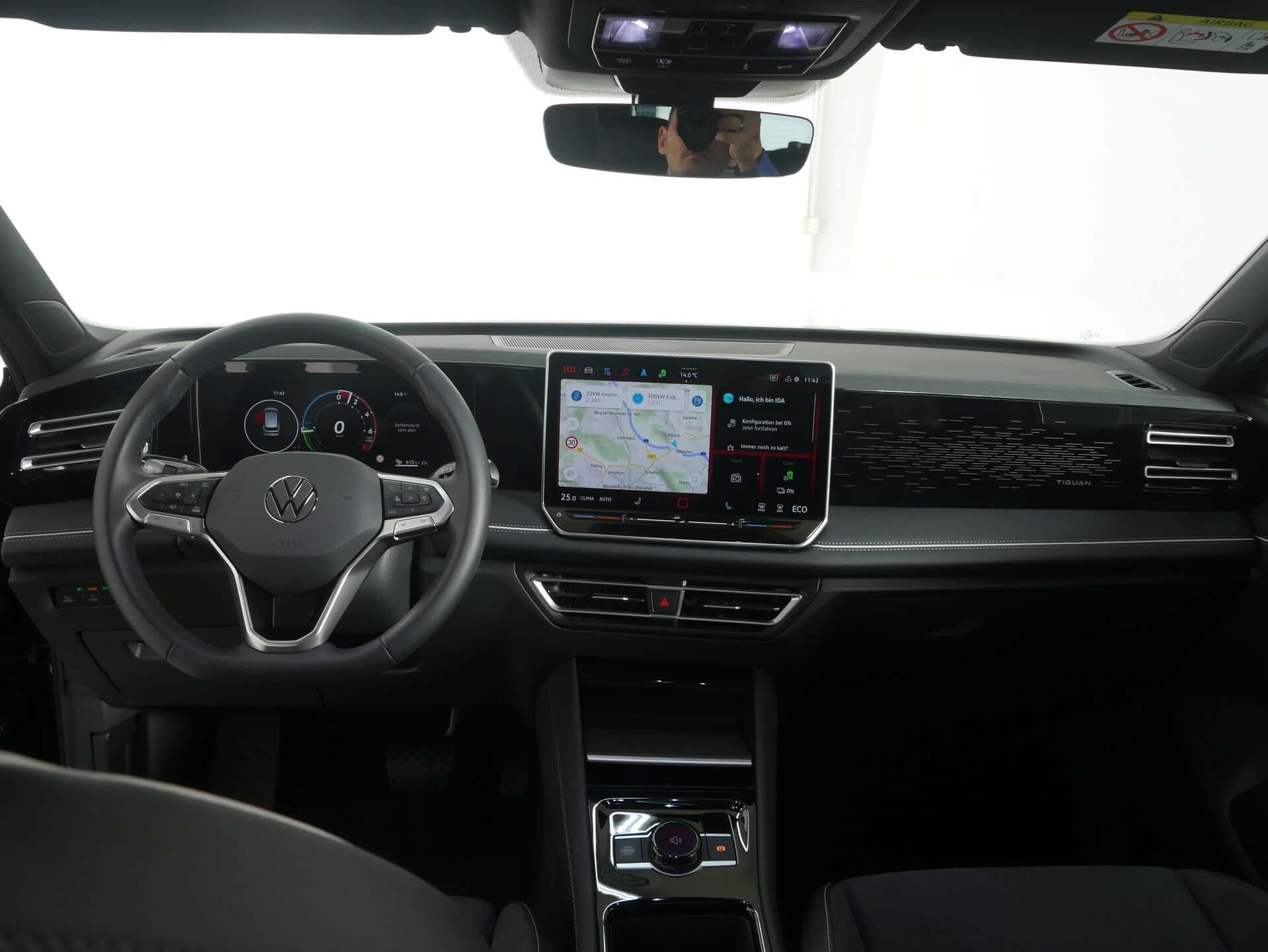 VOLKSWAGEN Tiguan, photo 15 sur 17
