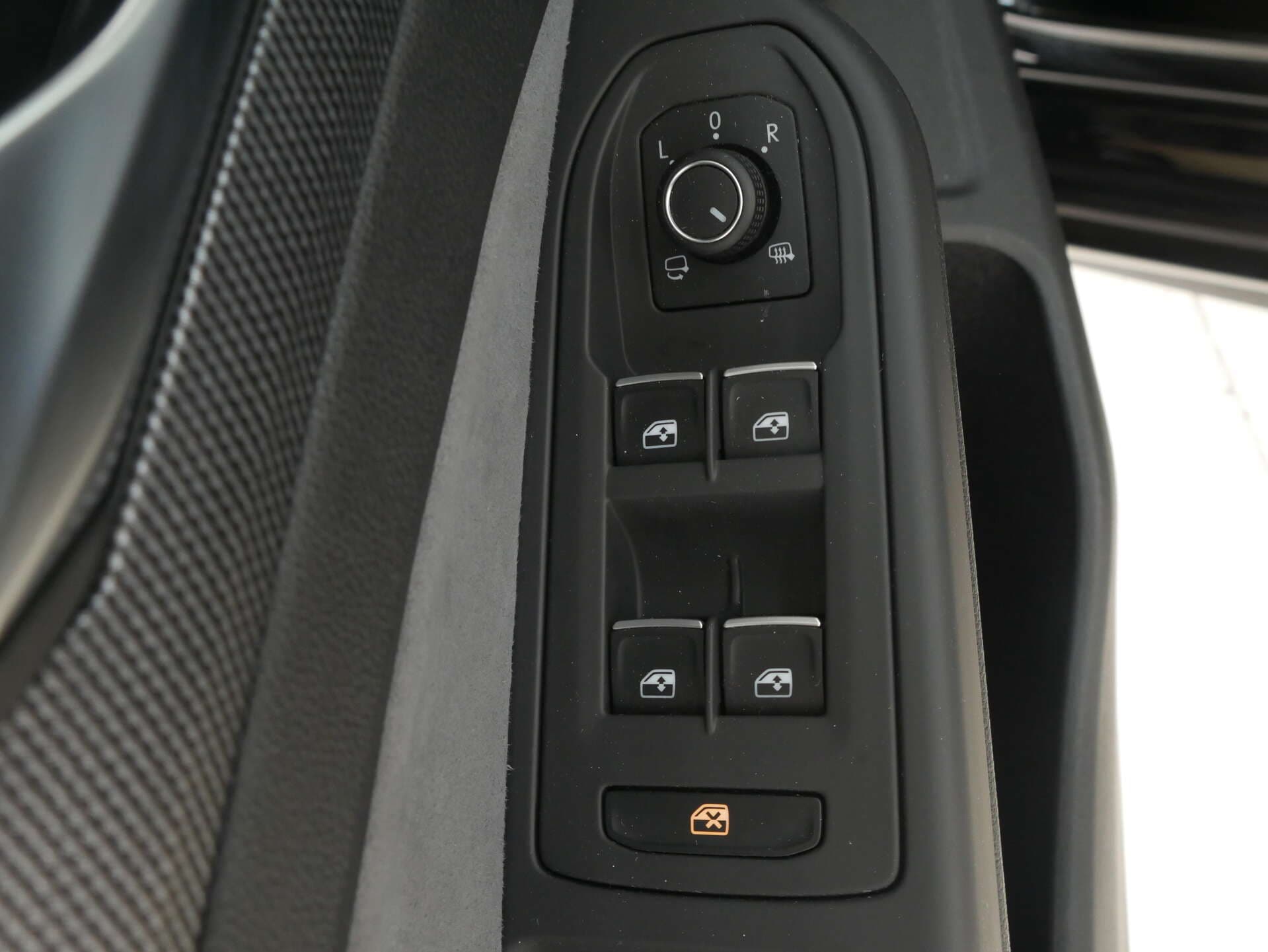 VOLKSWAGEN Golf, photo 15 sur 17