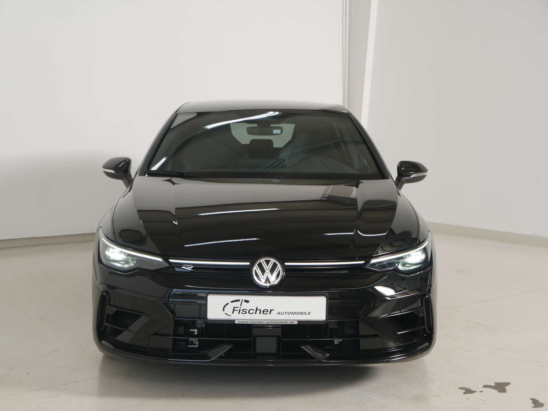 VOLKSWAGEN Golf, photo 1 sur 17
