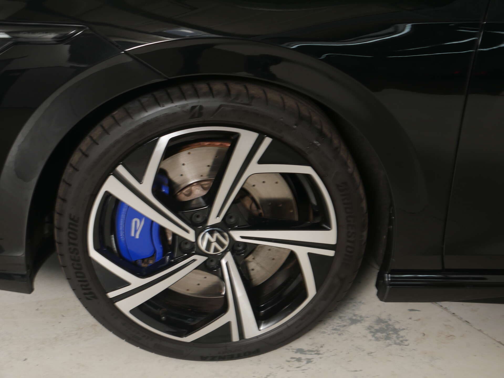 VOLKSWAGEN Golf, photo 3 sur 17