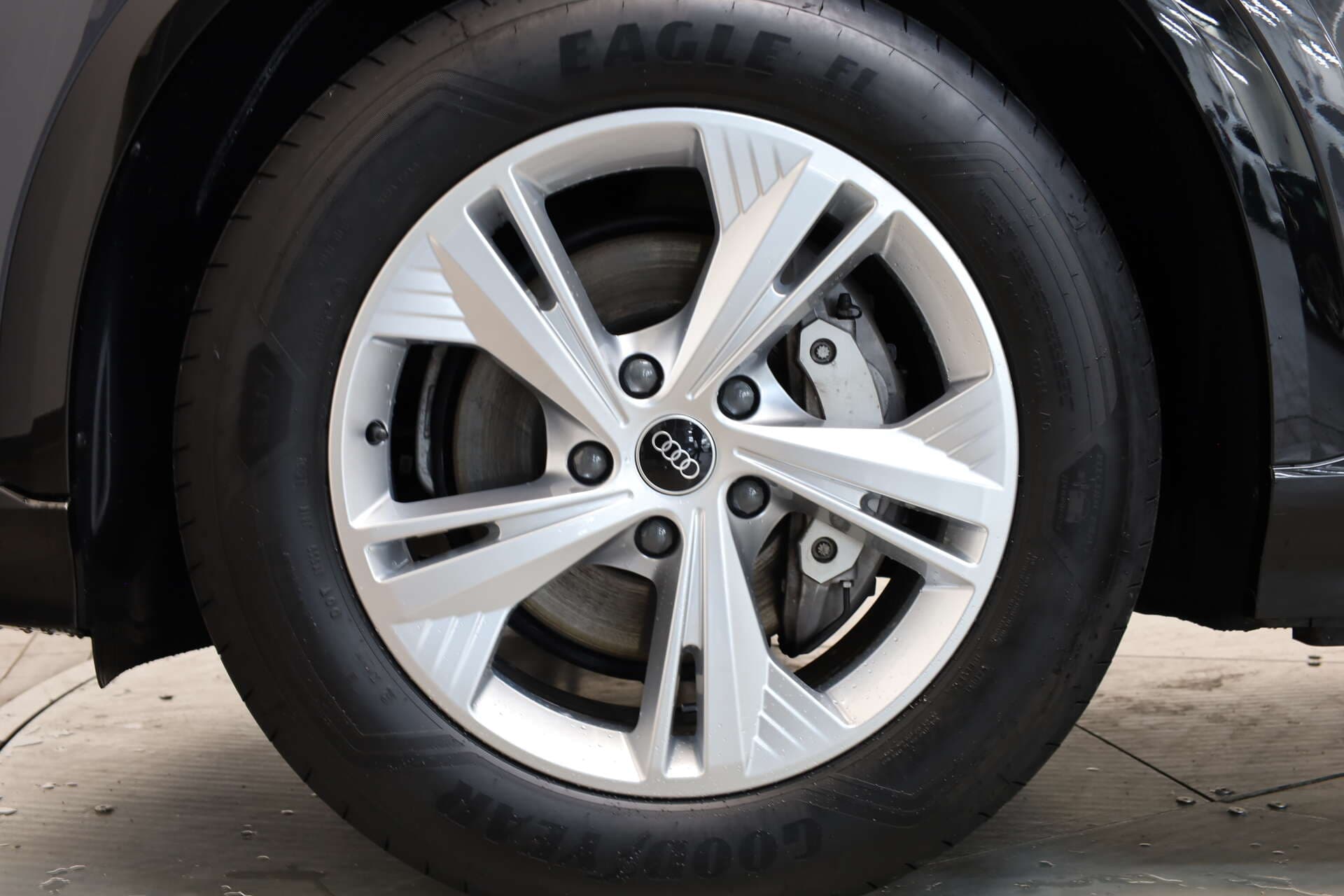 AUDI Q6 Sportback, photo 7 sur 17