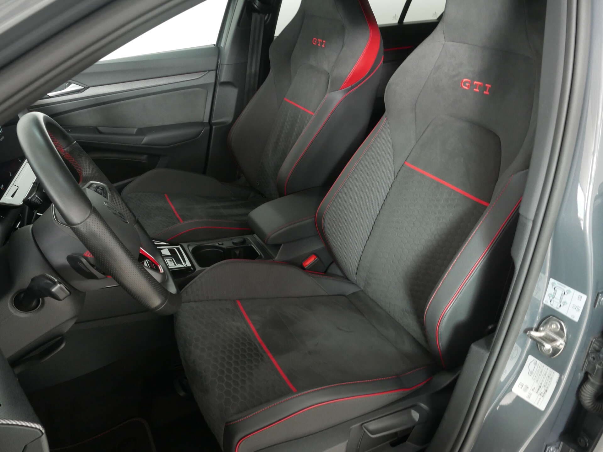 VOLKSWAGEN Golf, photo 8 sur 17