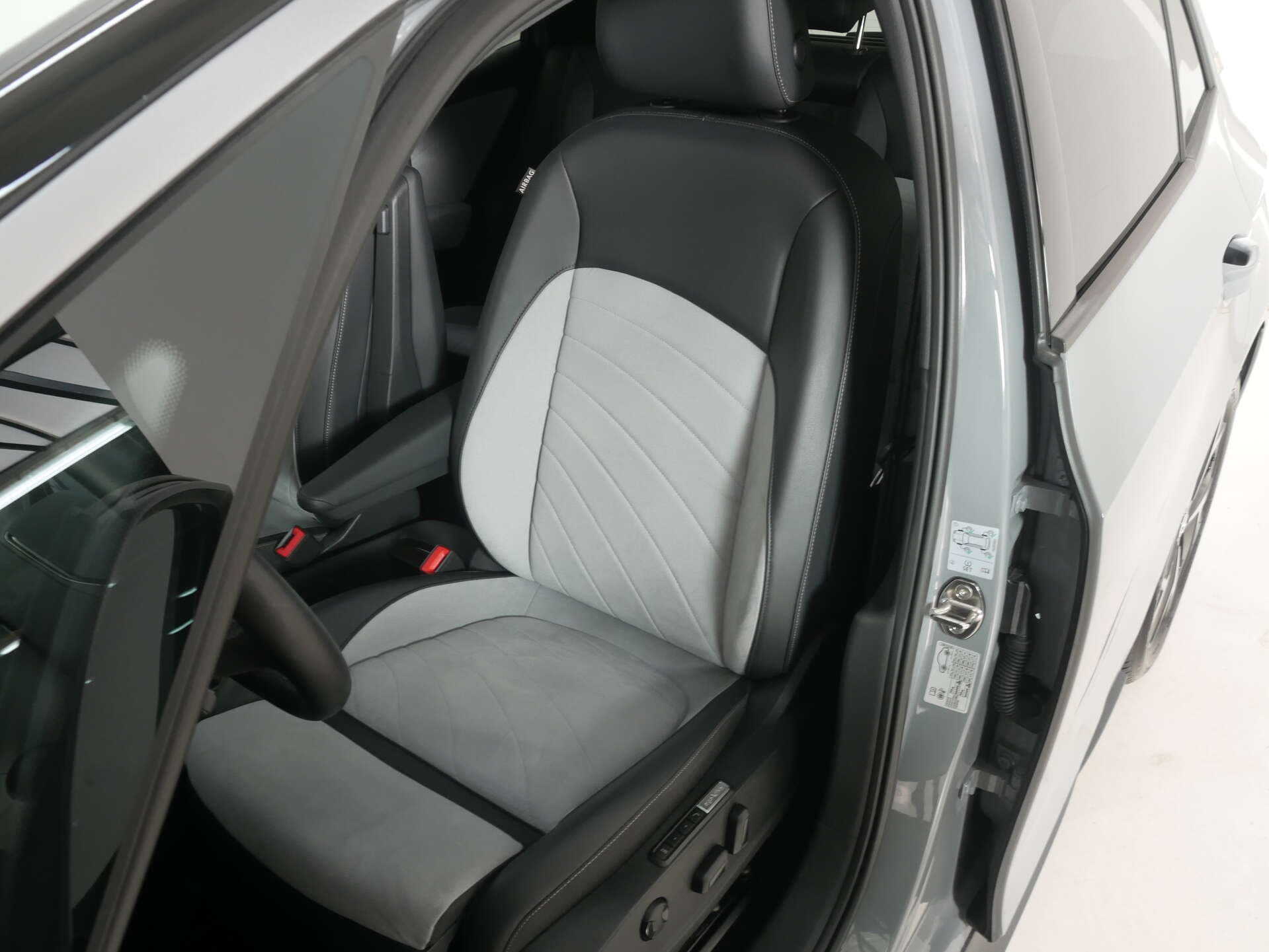 VOLKSWAGEN ID.3, photo 15 sur 17