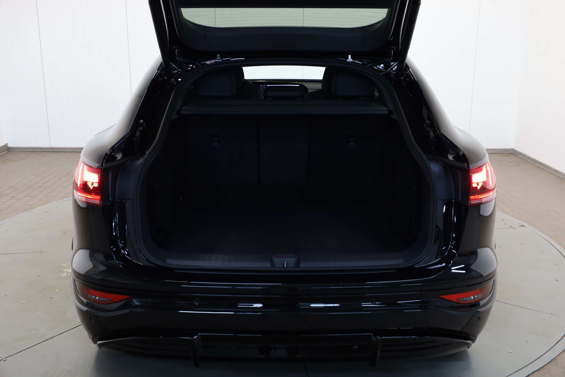 AUDI SQ6 Sportback, photo 11 sur 17