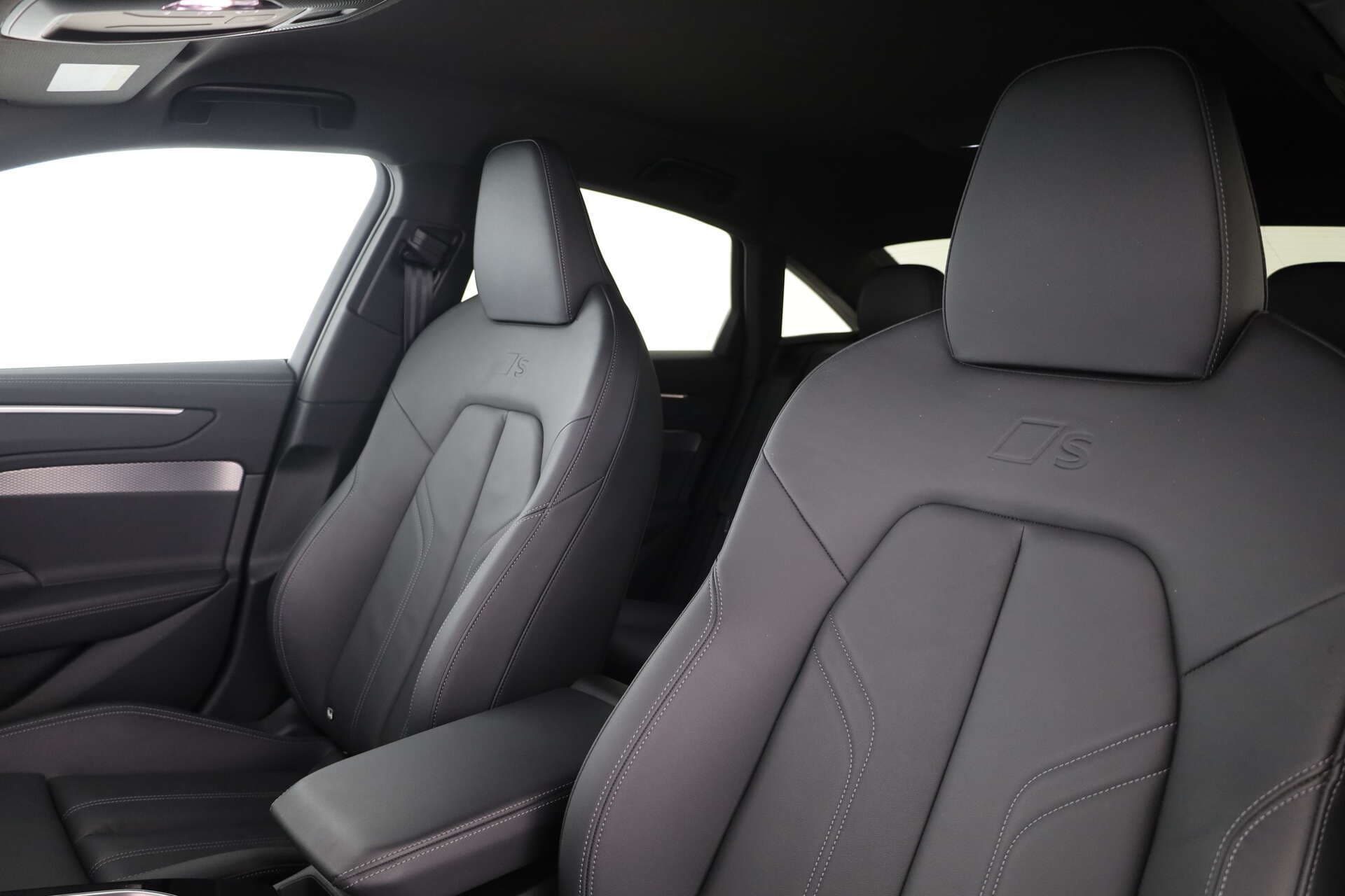 AUDI A6 Limousine, photo 10 sur 17