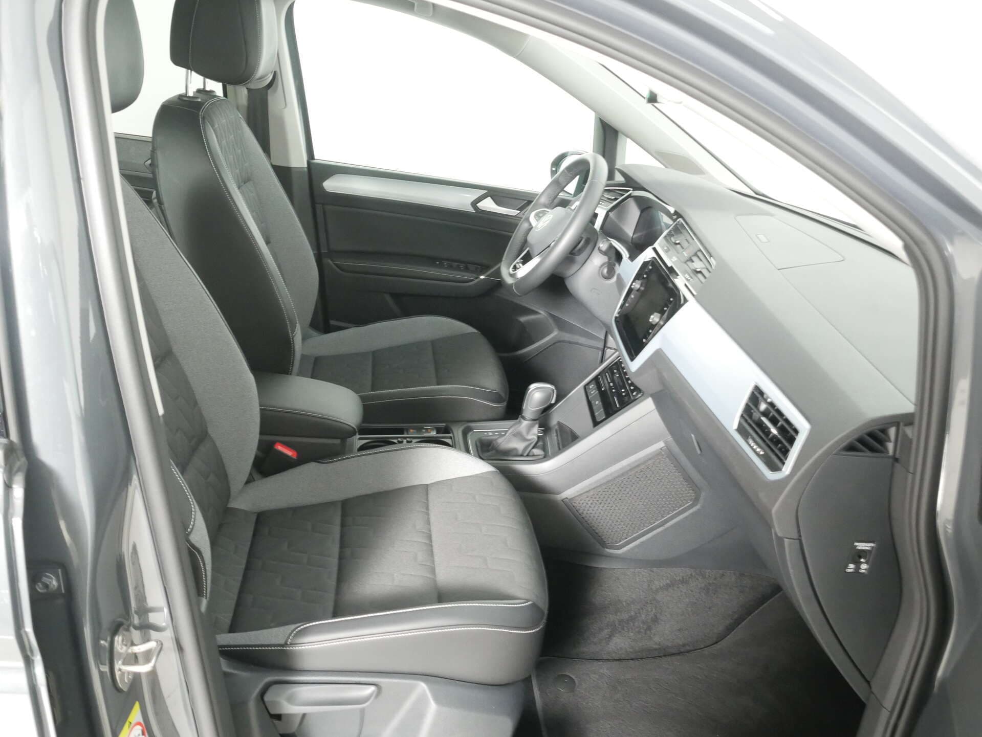 VOLKSWAGEN Touran, photo 15 sur 17