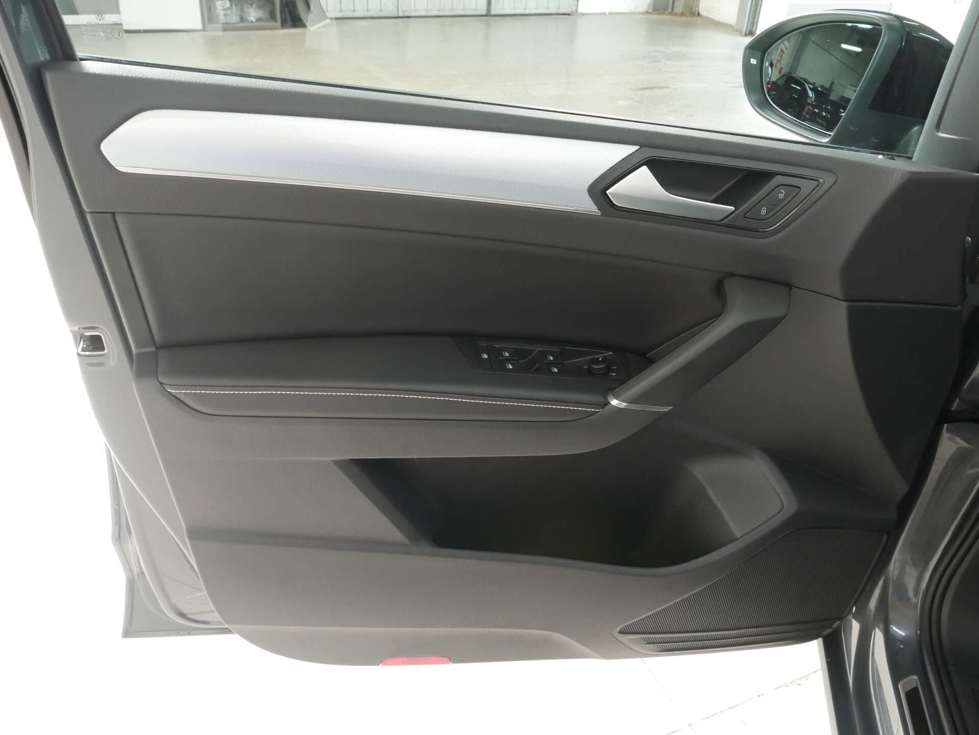 VOLKSWAGEN Touran, photo 17 sur 17