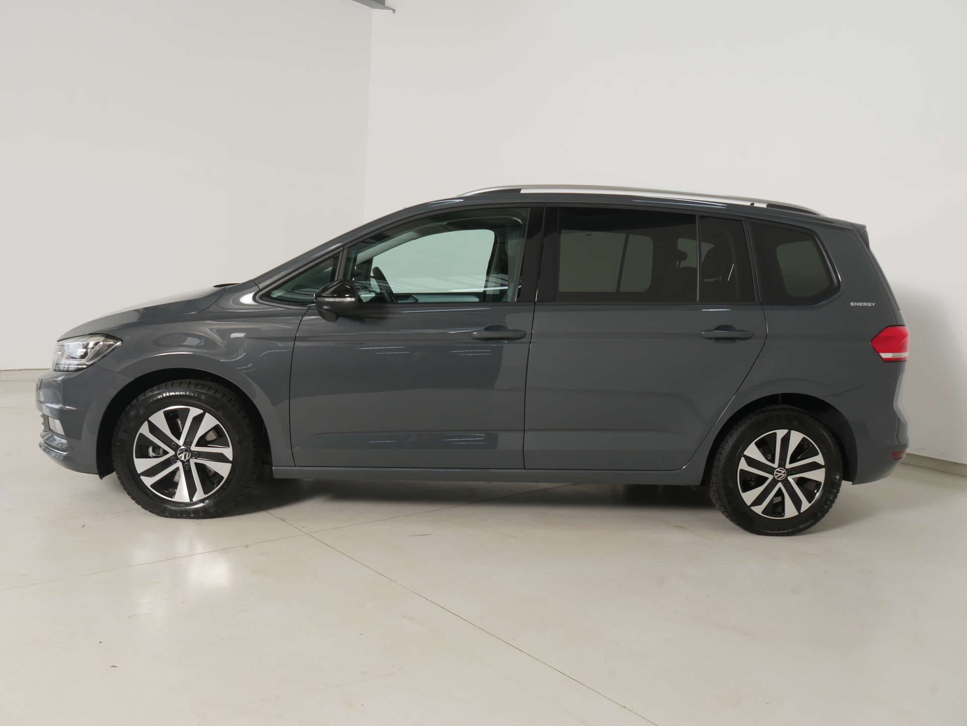 VOLKSWAGEN Touran, photo 5 sur 17