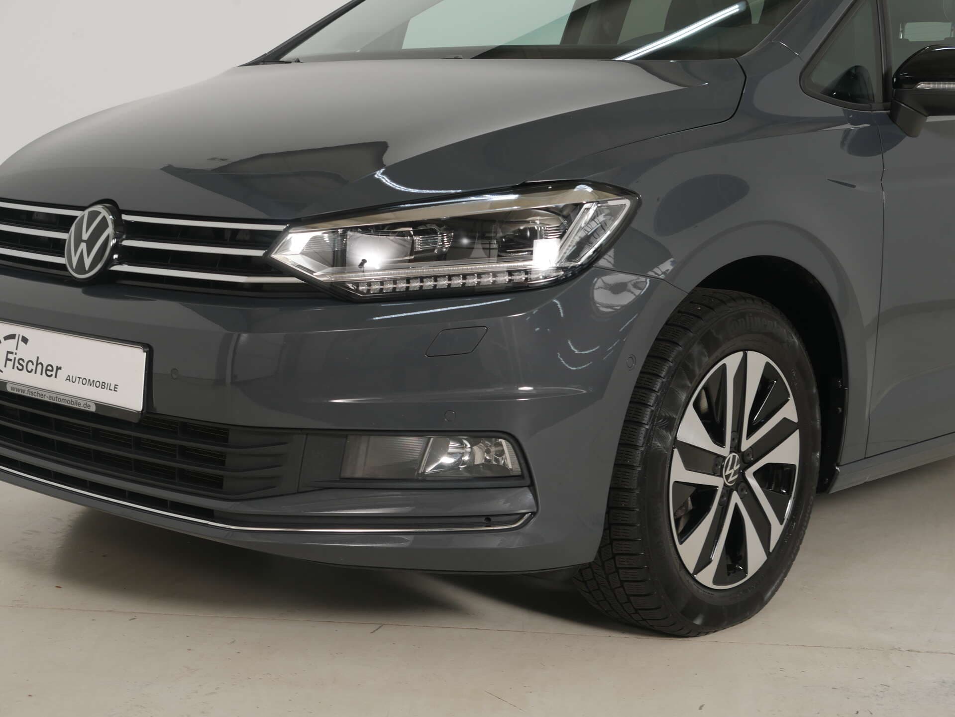 VOLKSWAGEN Touran, photo 6 sur 17