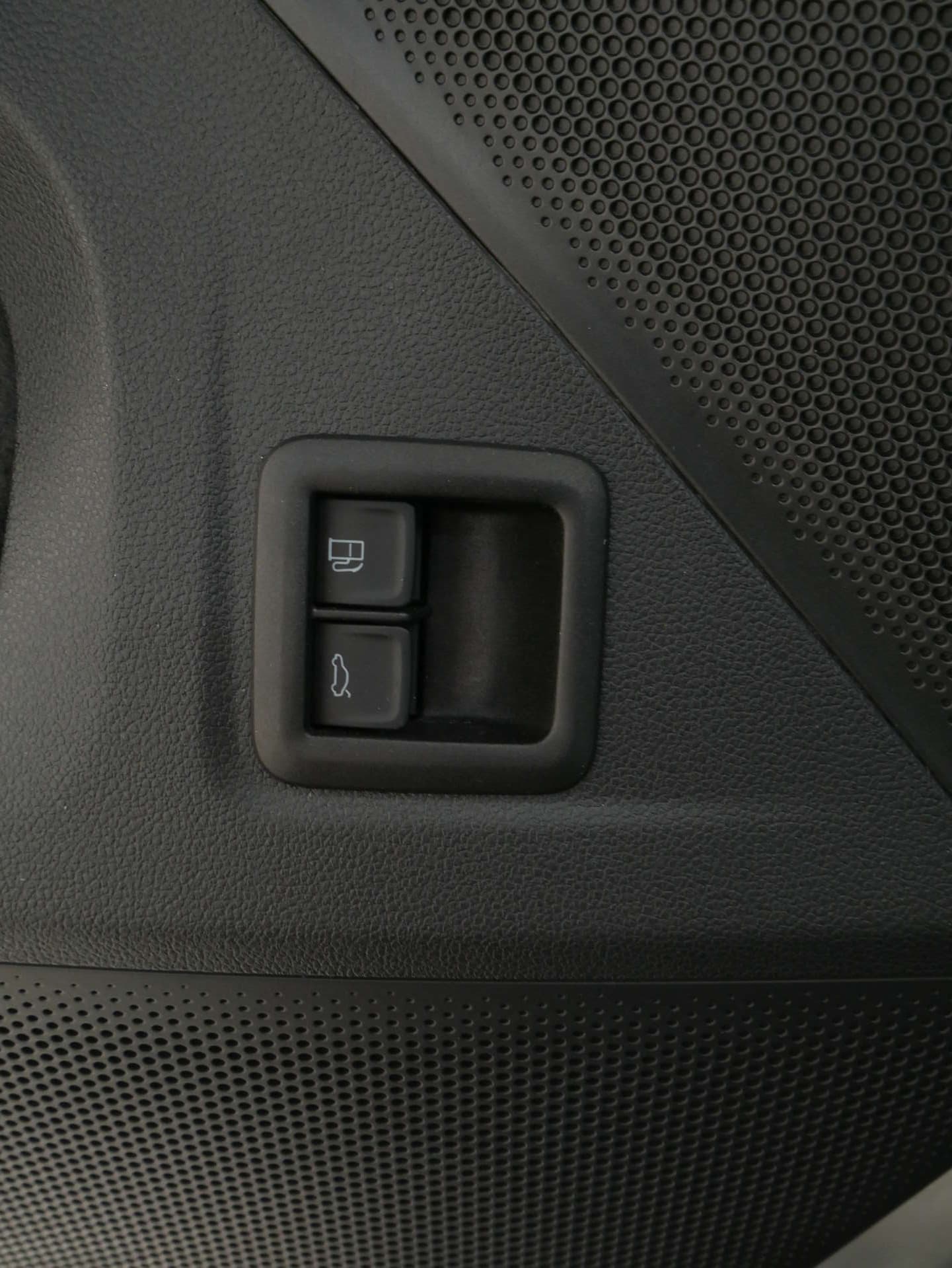 VOLKSWAGEN Tiguan, photo 17 sur 17