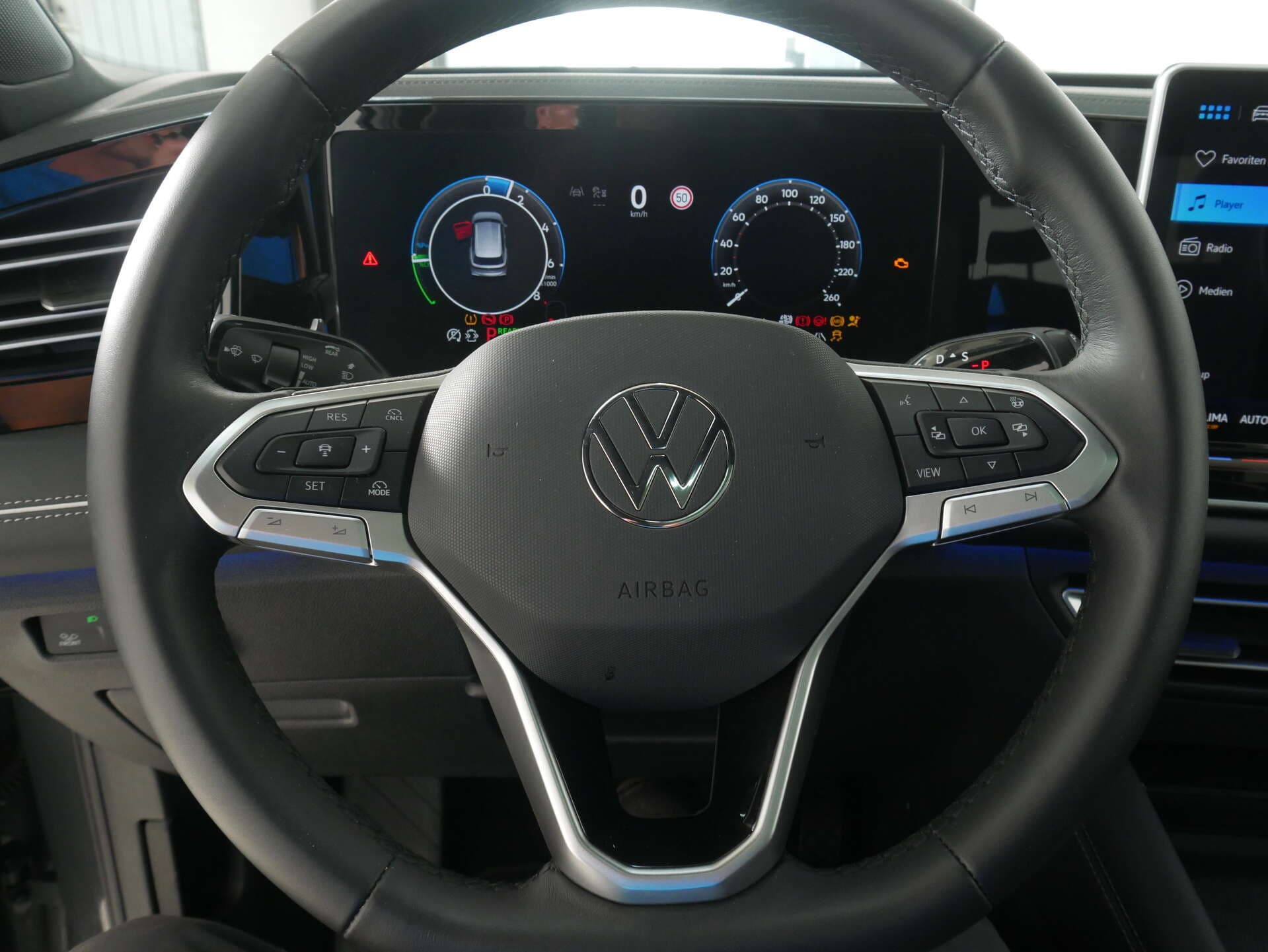 VOLKSWAGEN Tiguan, photo 8 sur 17