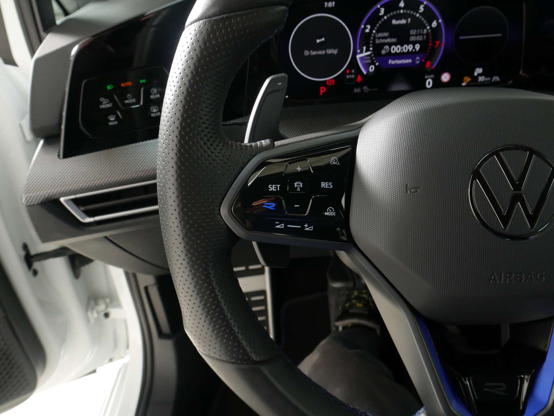 VOLKSWAGEN Golf, photo 9 sur 17