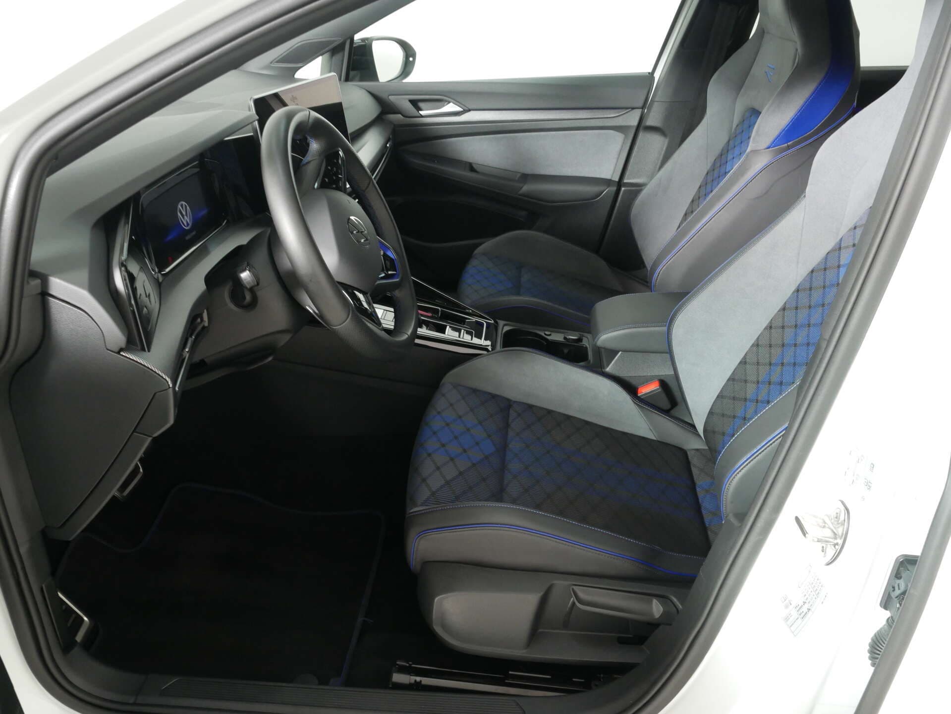 VOLKSWAGEN Golf, photo 12 sur 17