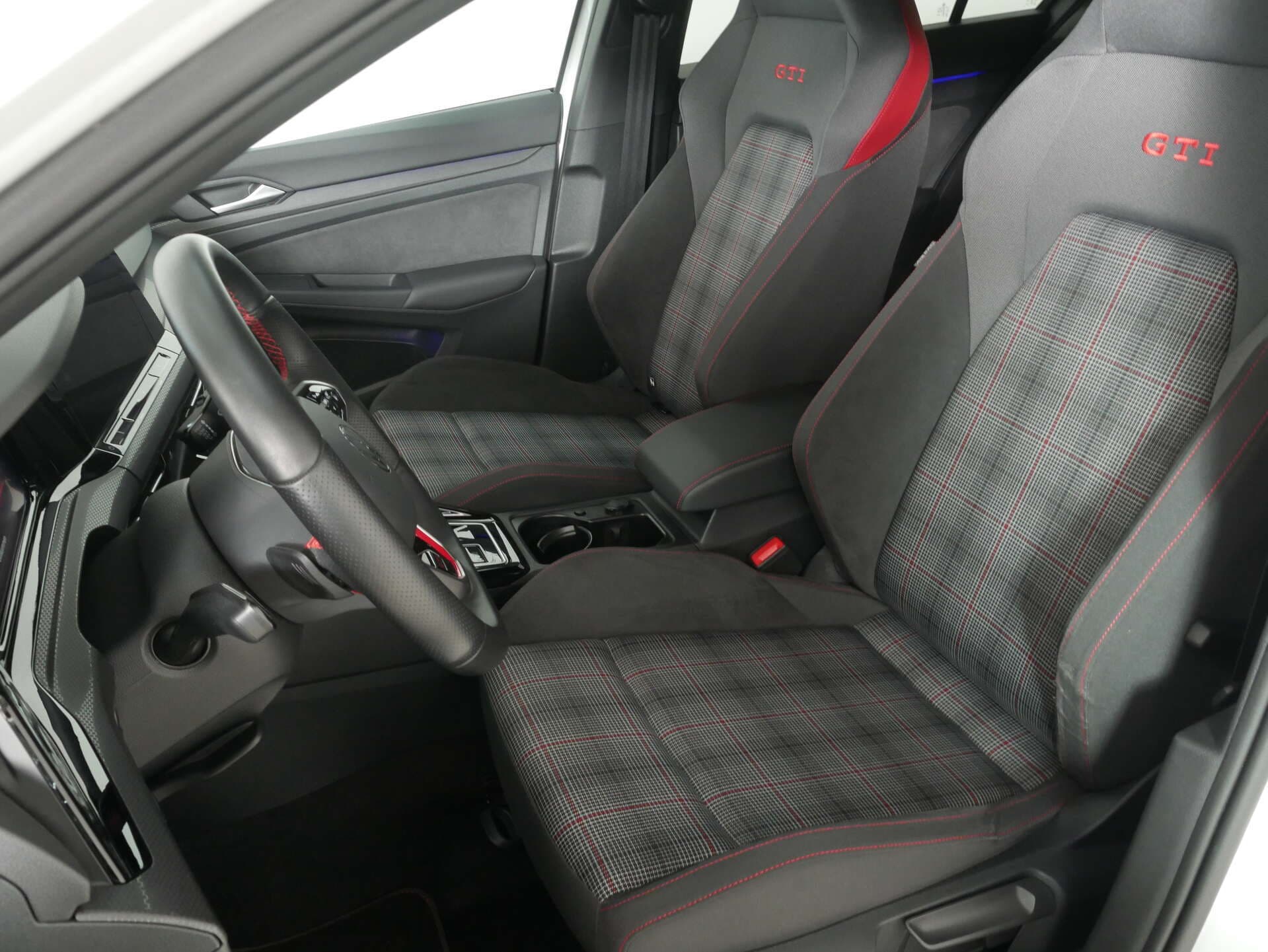 VOLKSWAGEN Golf, photo 14 sur 17