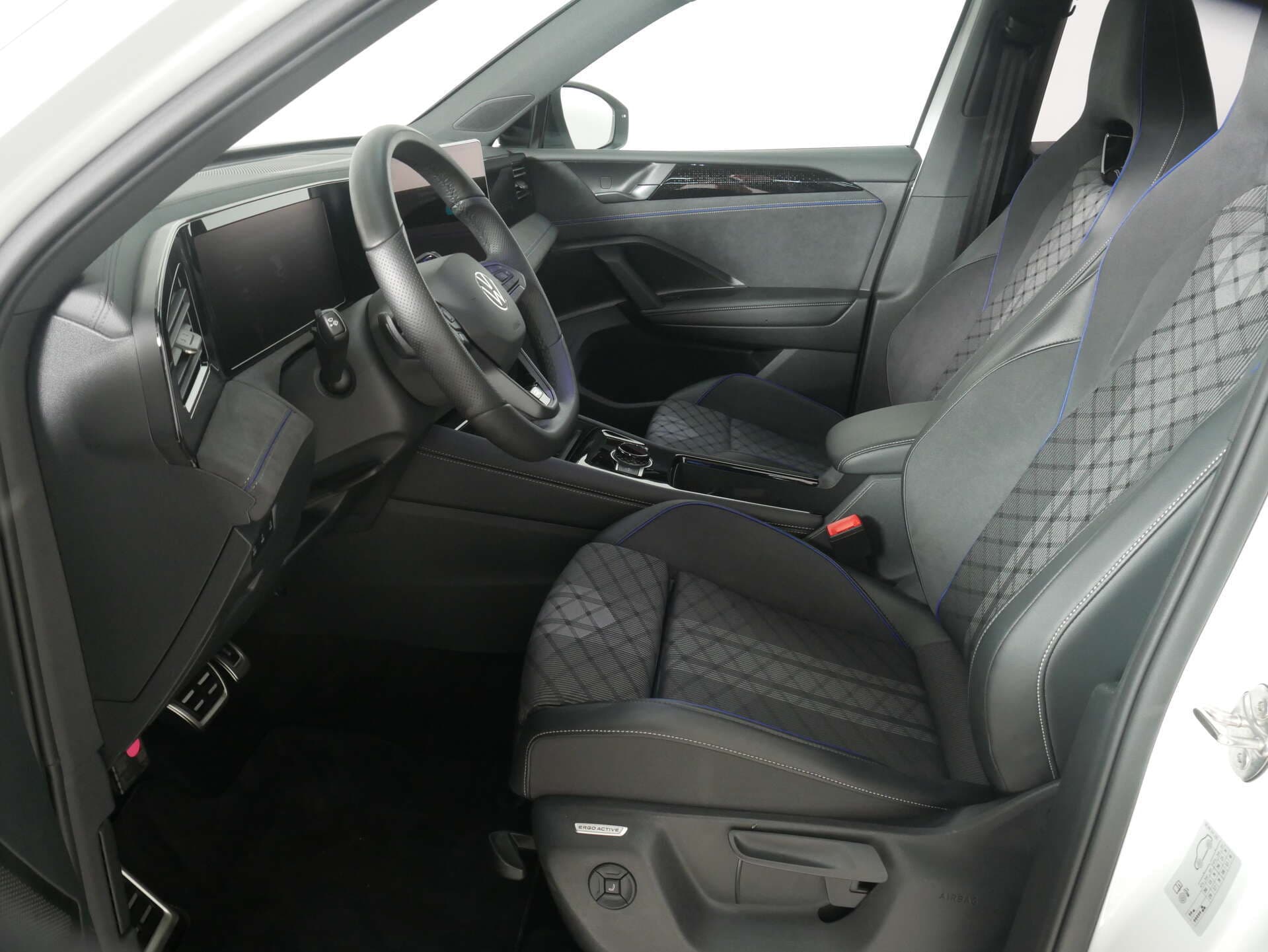 VOLKSWAGEN Tiguan, photo 10 sur 17