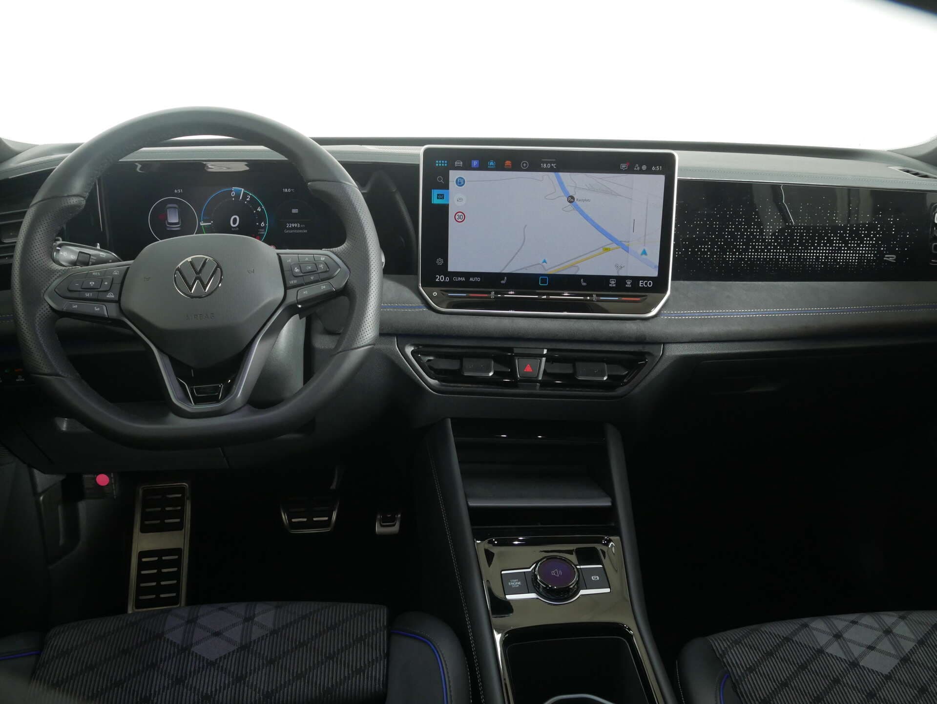 VOLKSWAGEN Tiguan, photo 12 sur 17