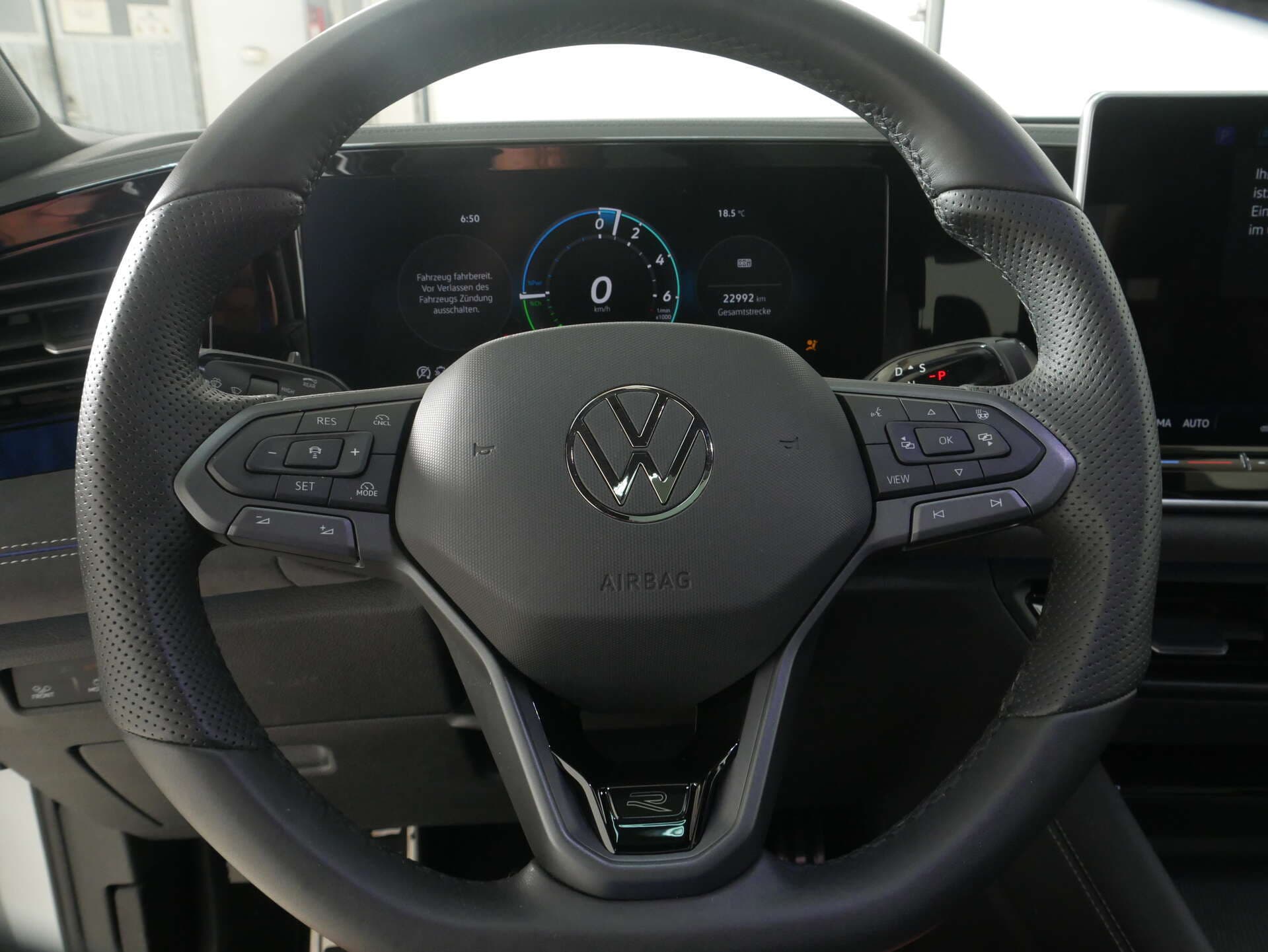 VOLKSWAGEN Tiguan, photo 13 sur 17