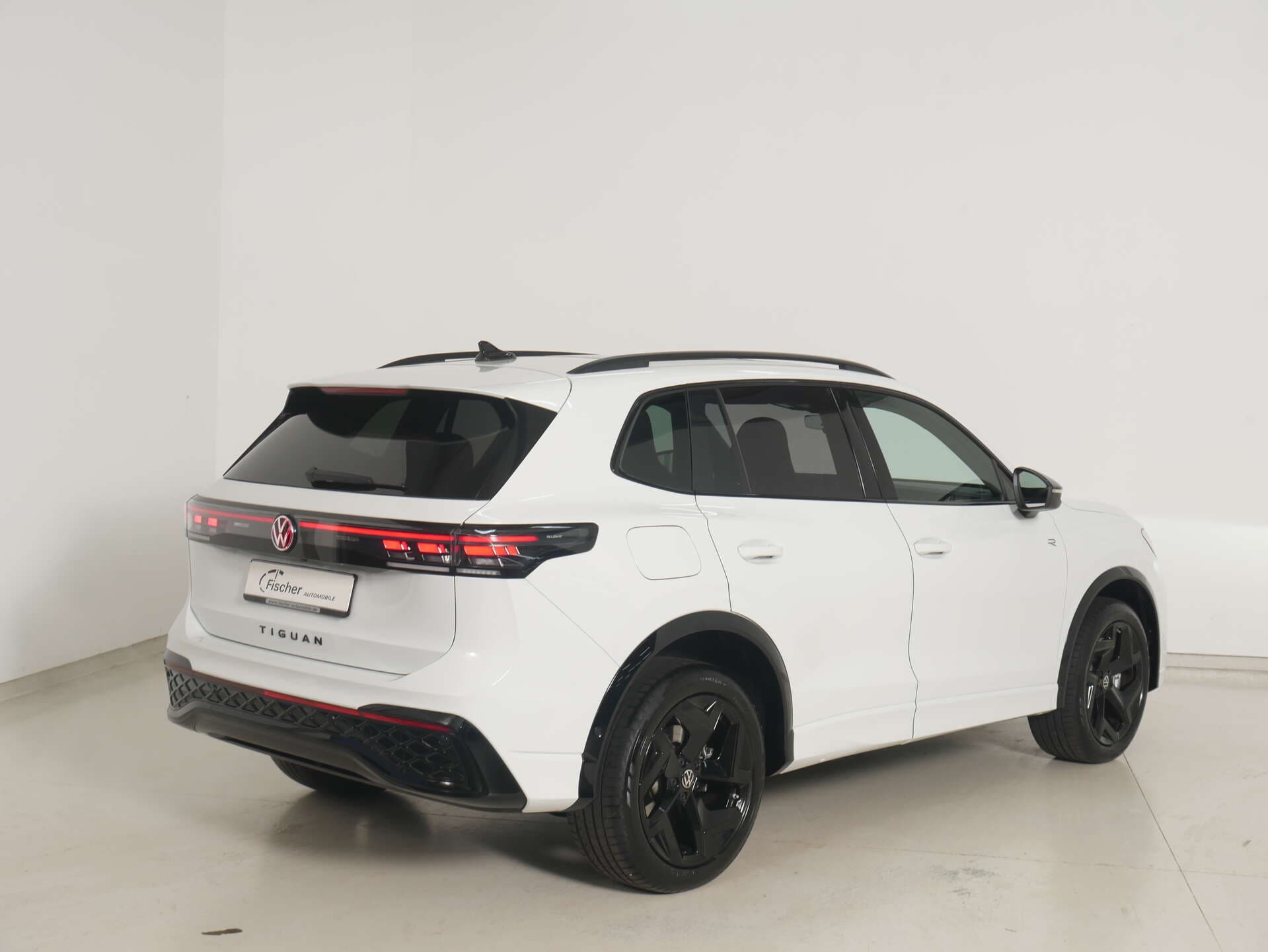 VOLKSWAGEN Tiguan, photo 3 sur 17