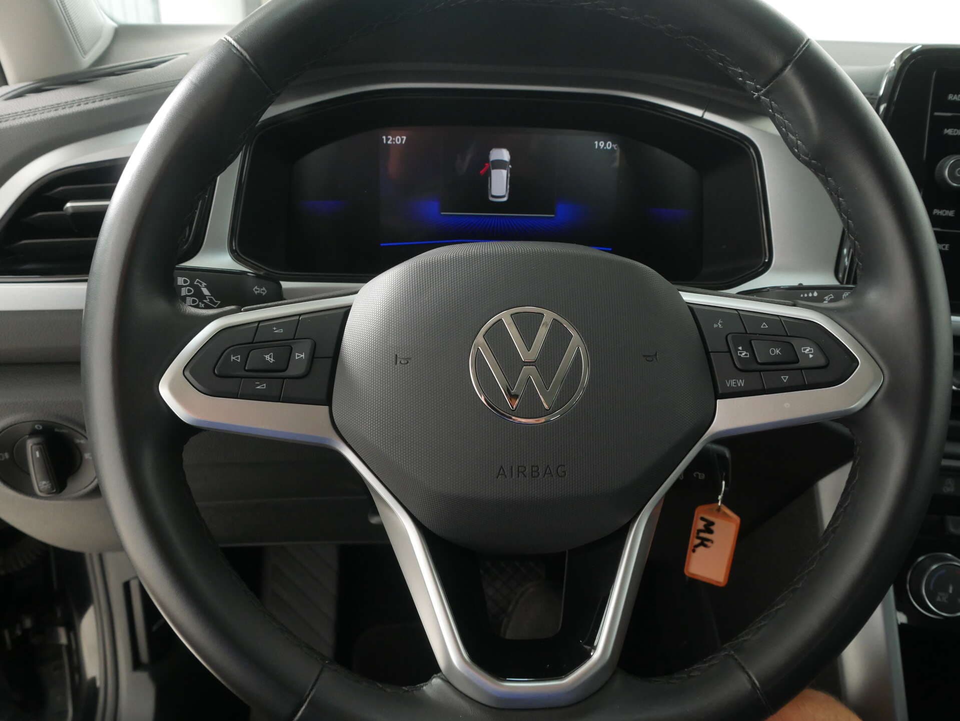 VOLKSWAGEN T-Roc, photo 9 sur 17