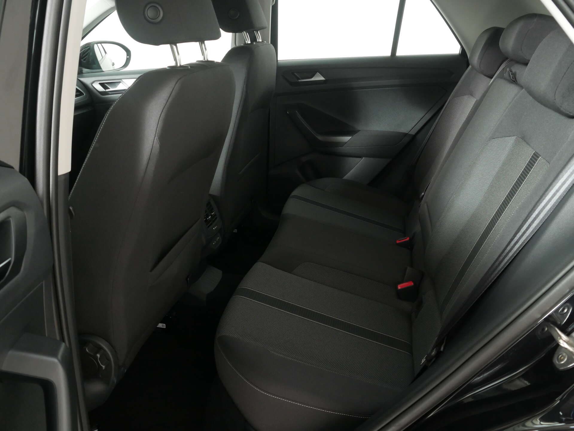 VOLKSWAGEN T-Roc, photo 12 sur 17