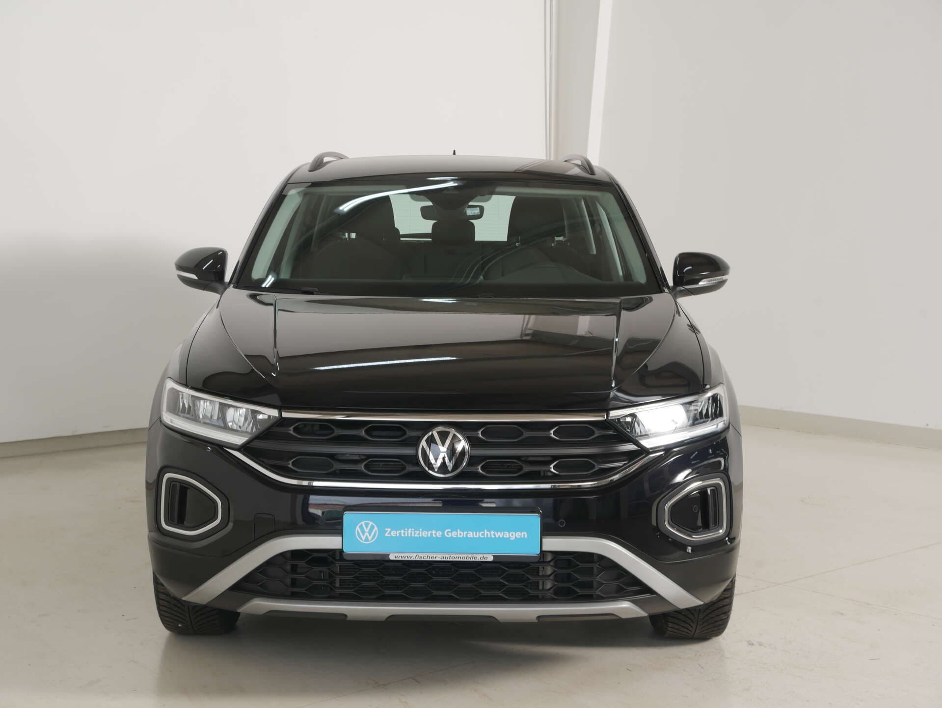 VOLKSWAGEN T-Roc, photo 2 sur 17